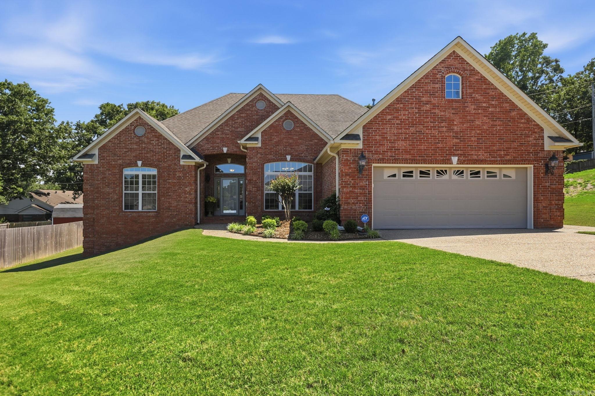 OAKBROOKE - Residential