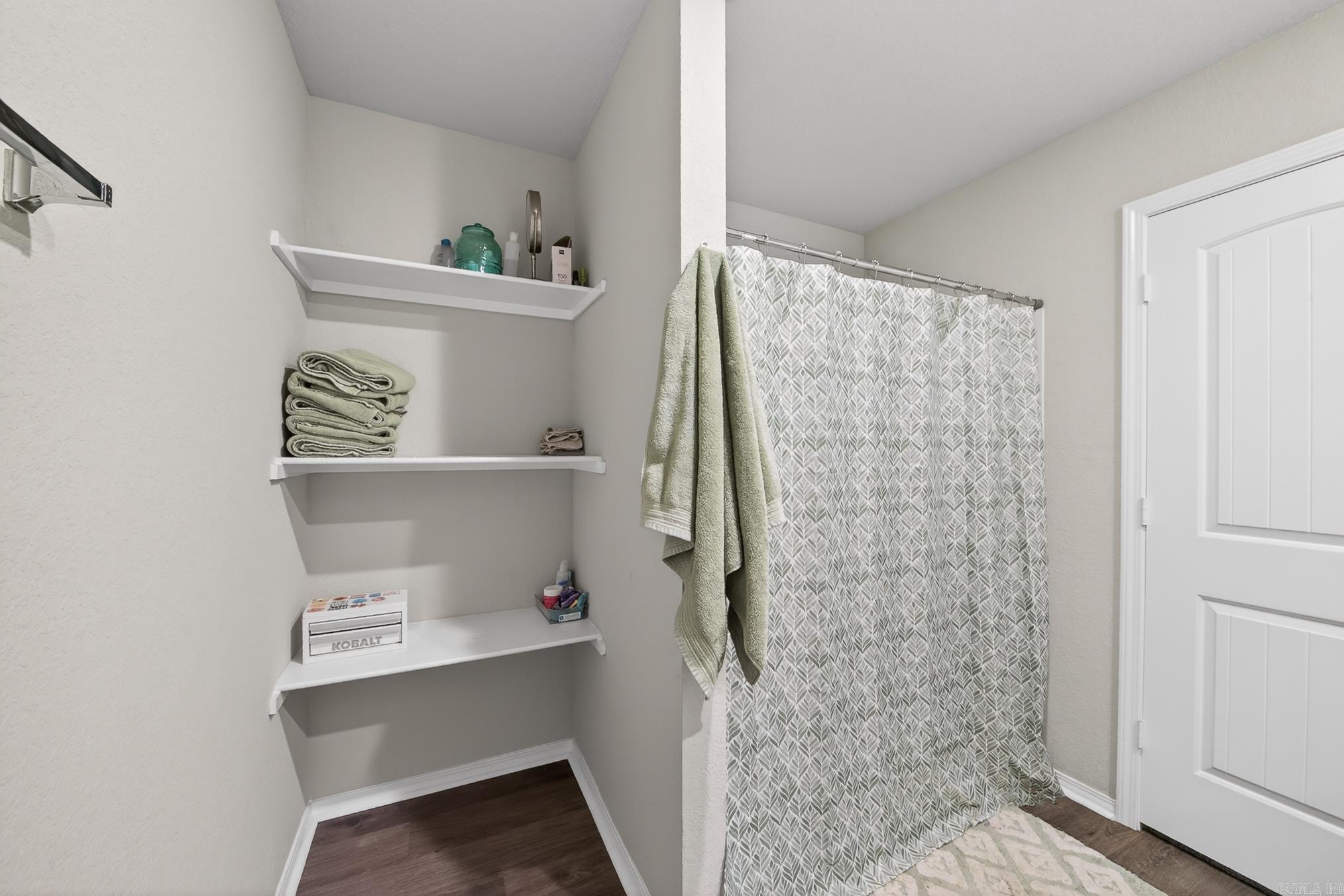 STAGECOACH MEADOWS - Residential