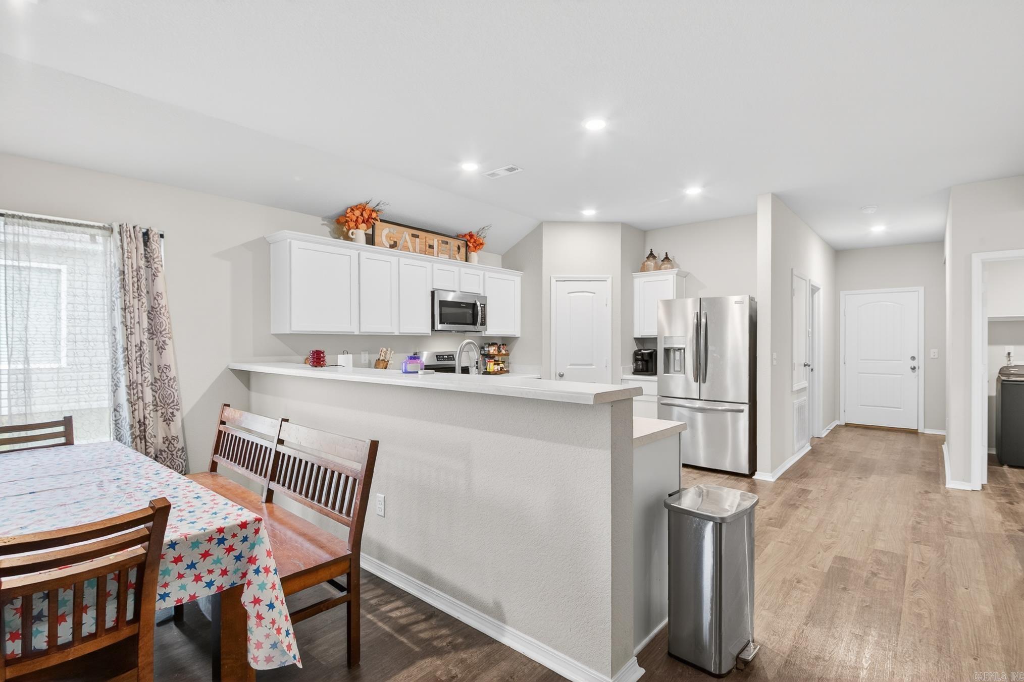 STAGECOACH MEADOWS - Residential