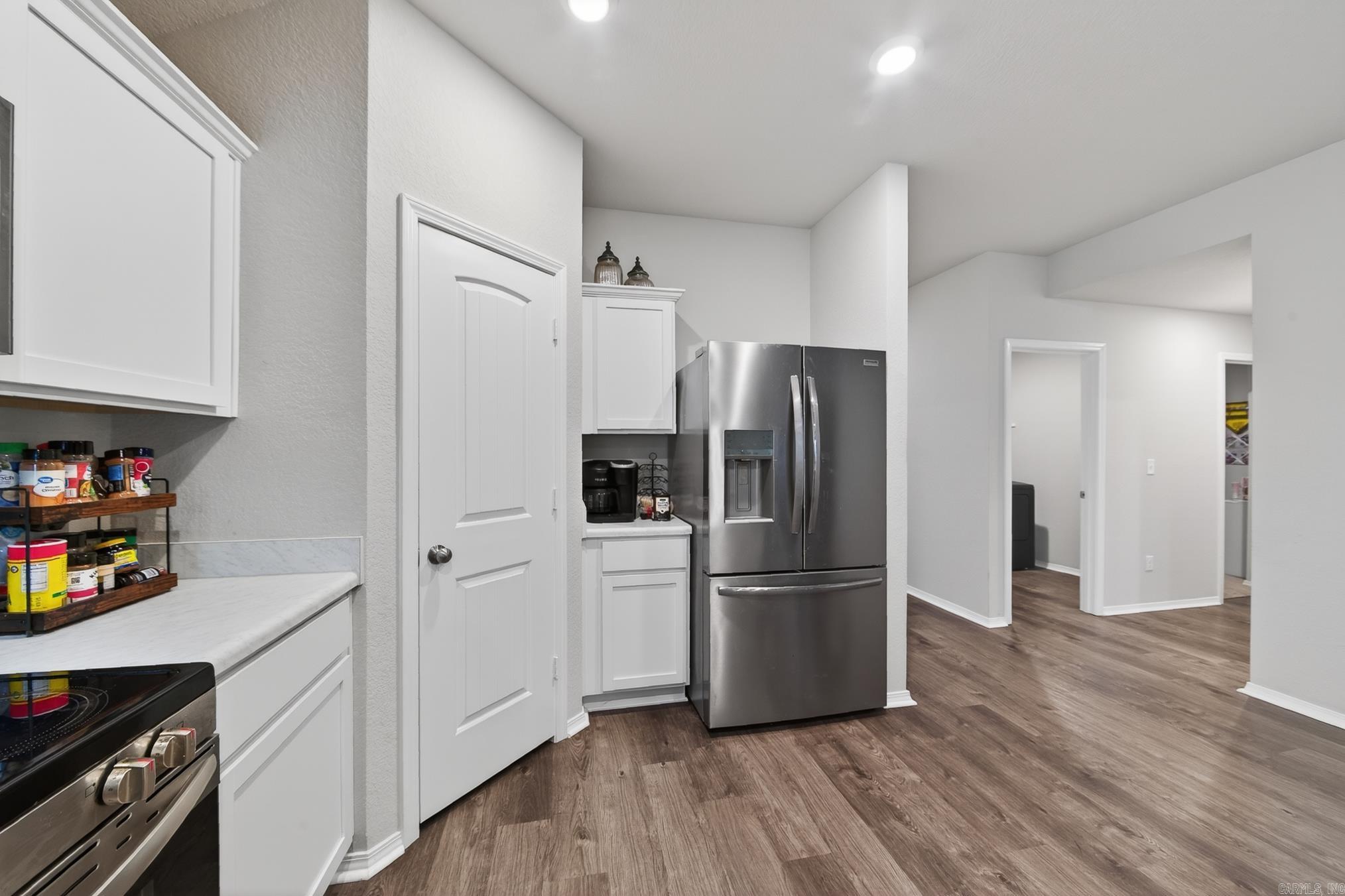 STAGECOACH MEADOWS - Residential