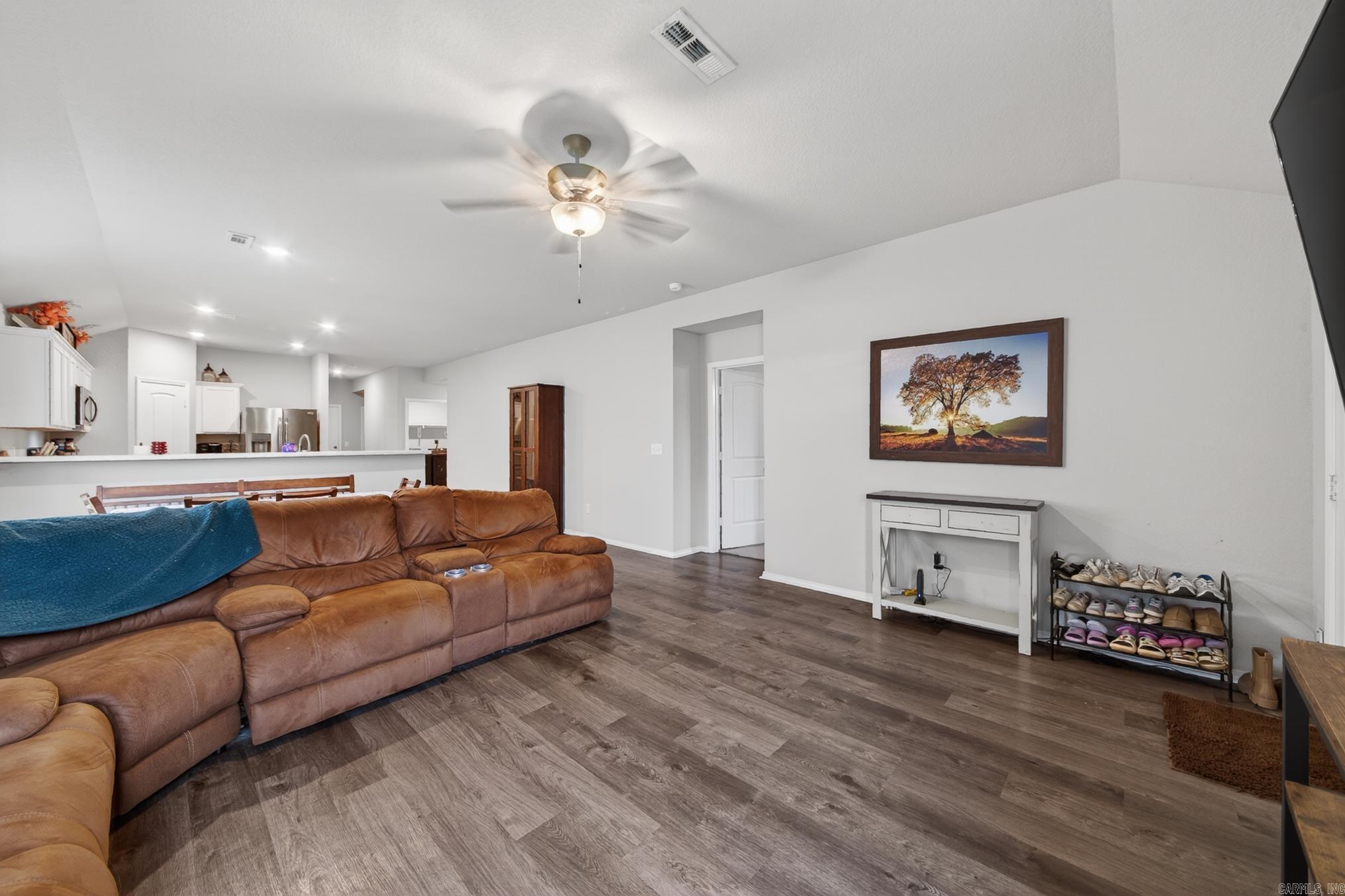 STAGECOACH MEADOWS - Residential