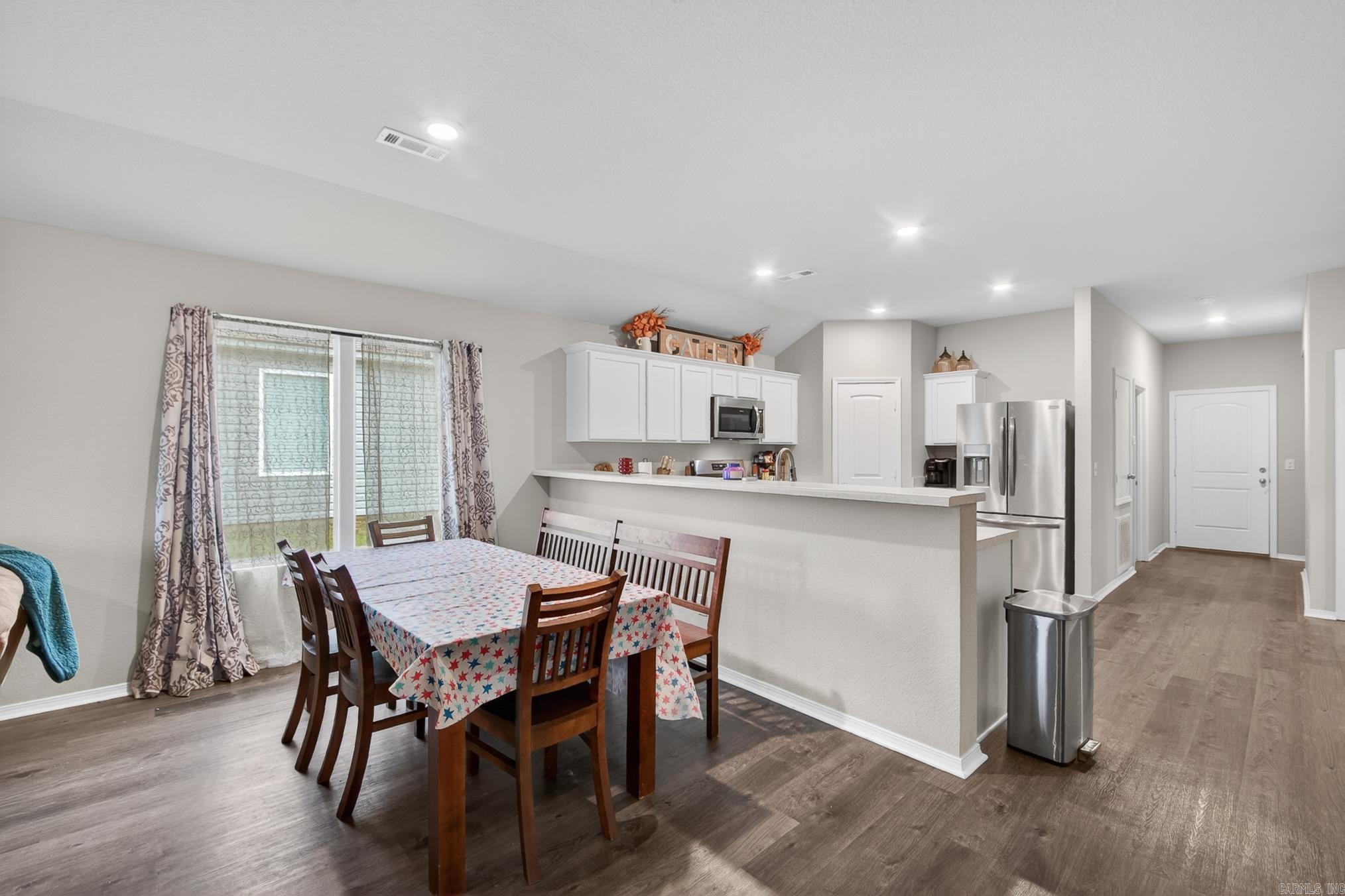 STAGECOACH MEADOWS - Residential