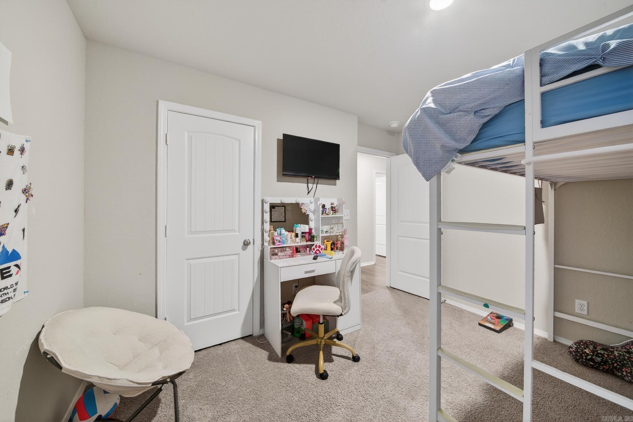 STAGECOACH MEADOWS - Residential
