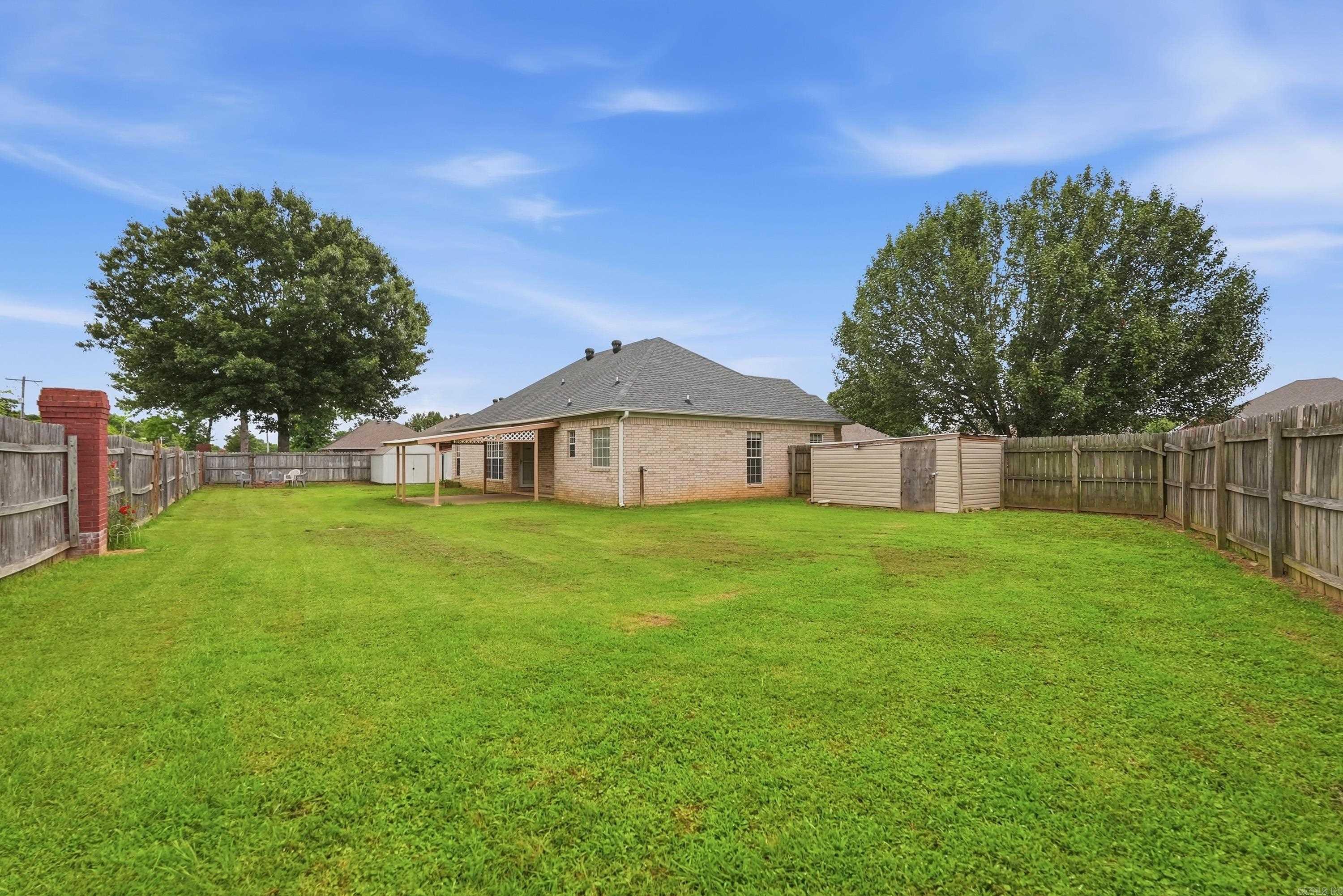 VINEYARD SUB PH I - Residential