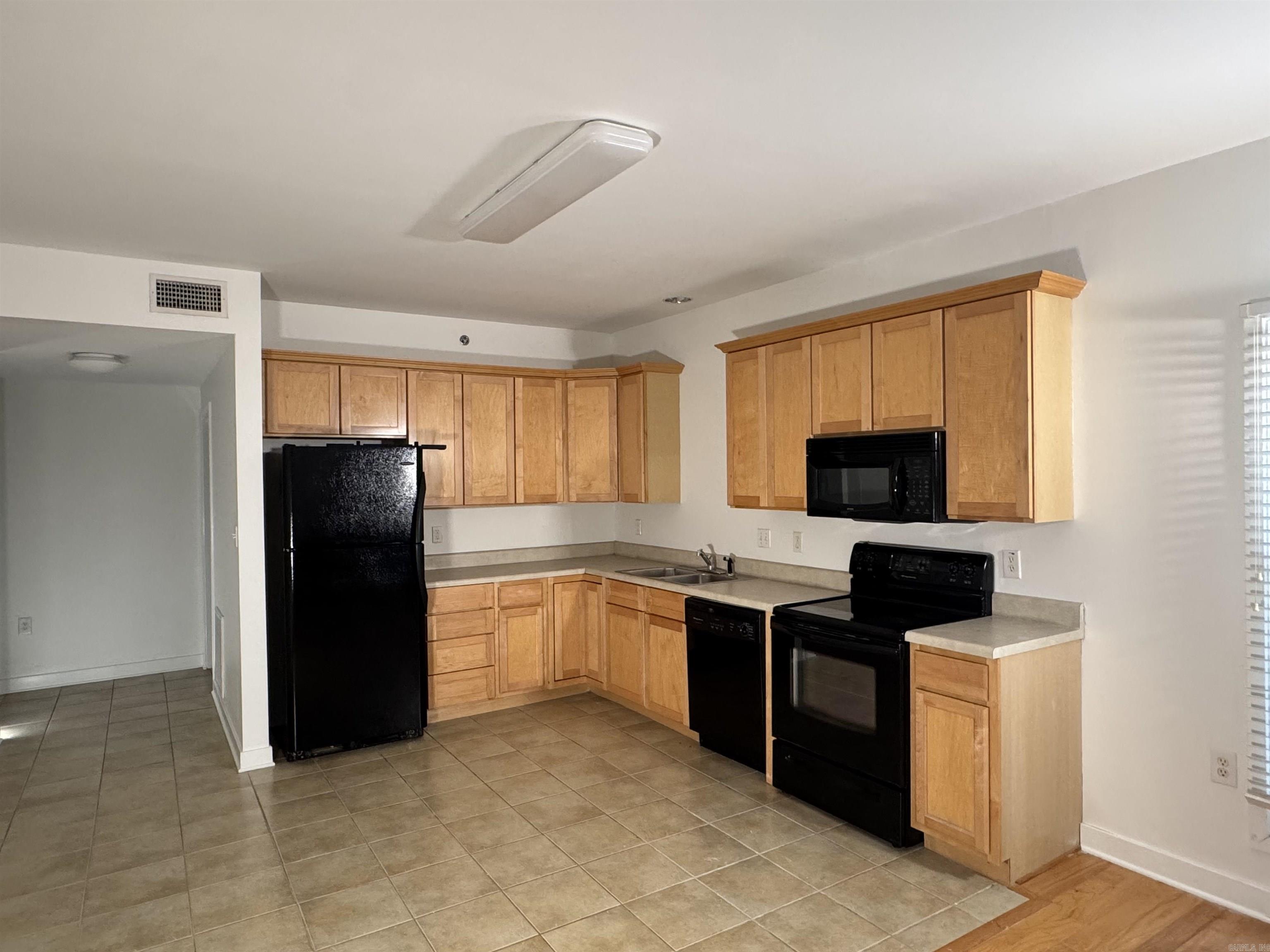 Rainwater Flats HPR - Residential Lease