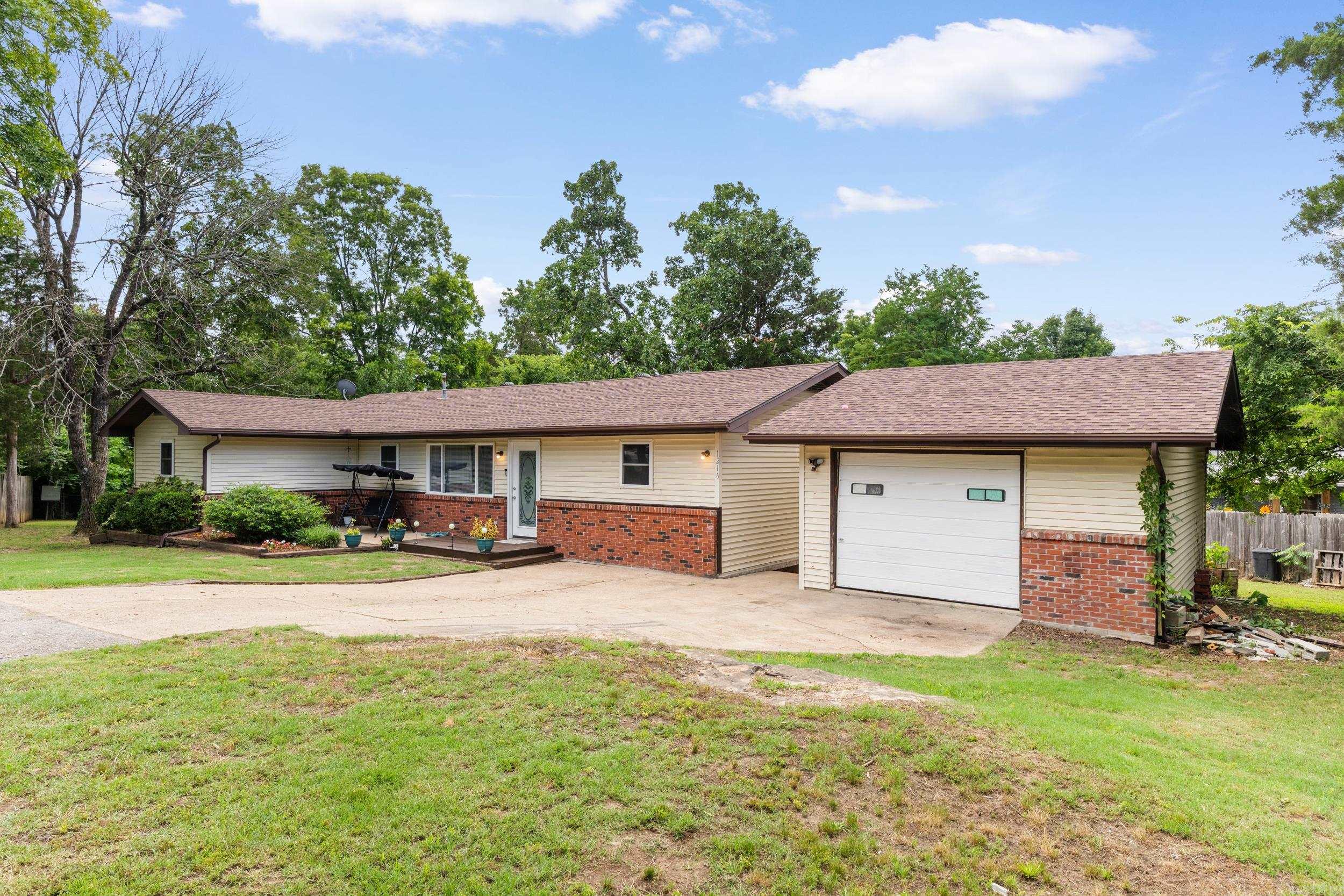Hallmark Estates - Residential