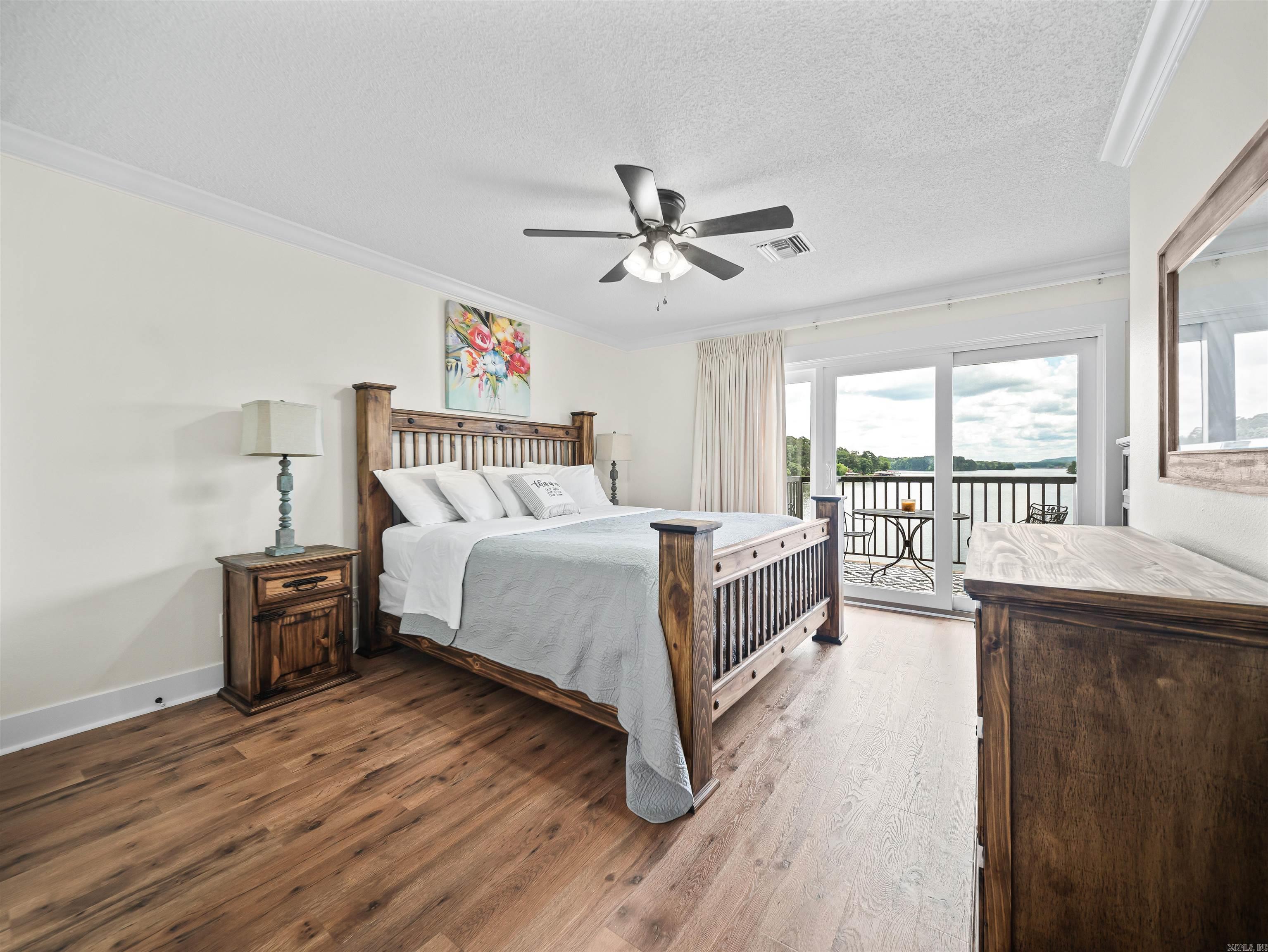 EMERALD ISLE HPR - Residential