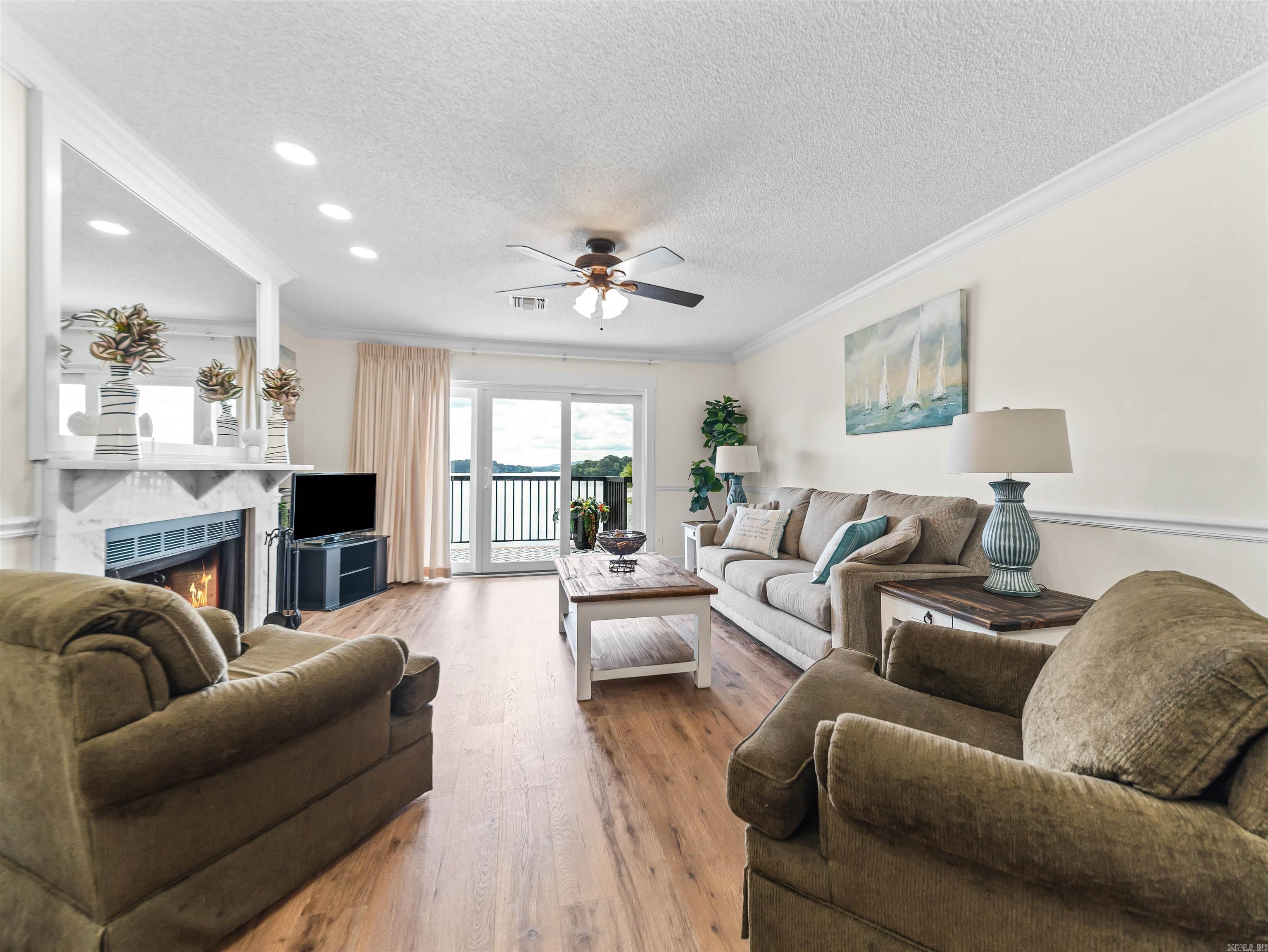 EMERALD ISLE HPR - Residential