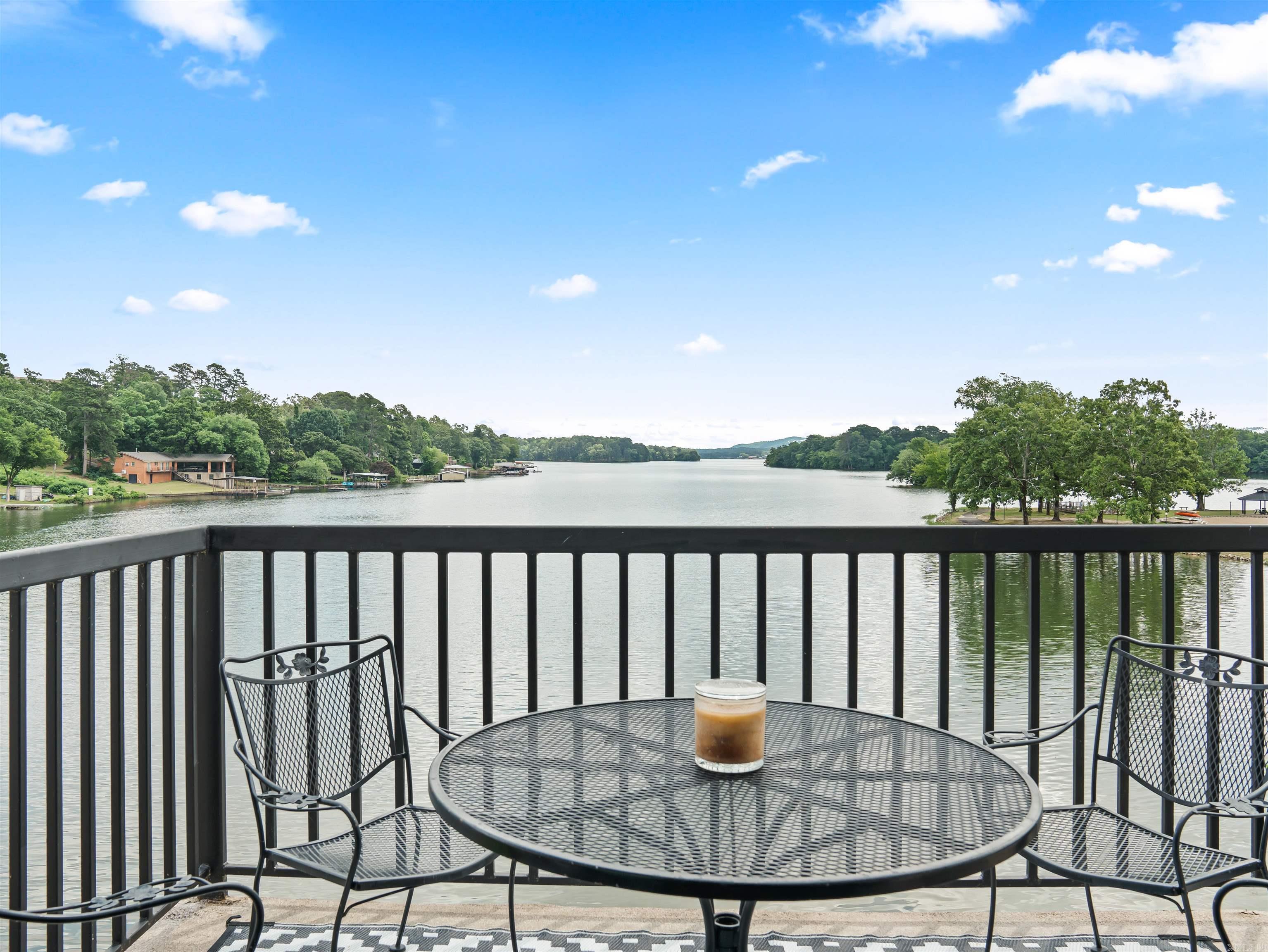 EMERALD ISLE HPR - Residential