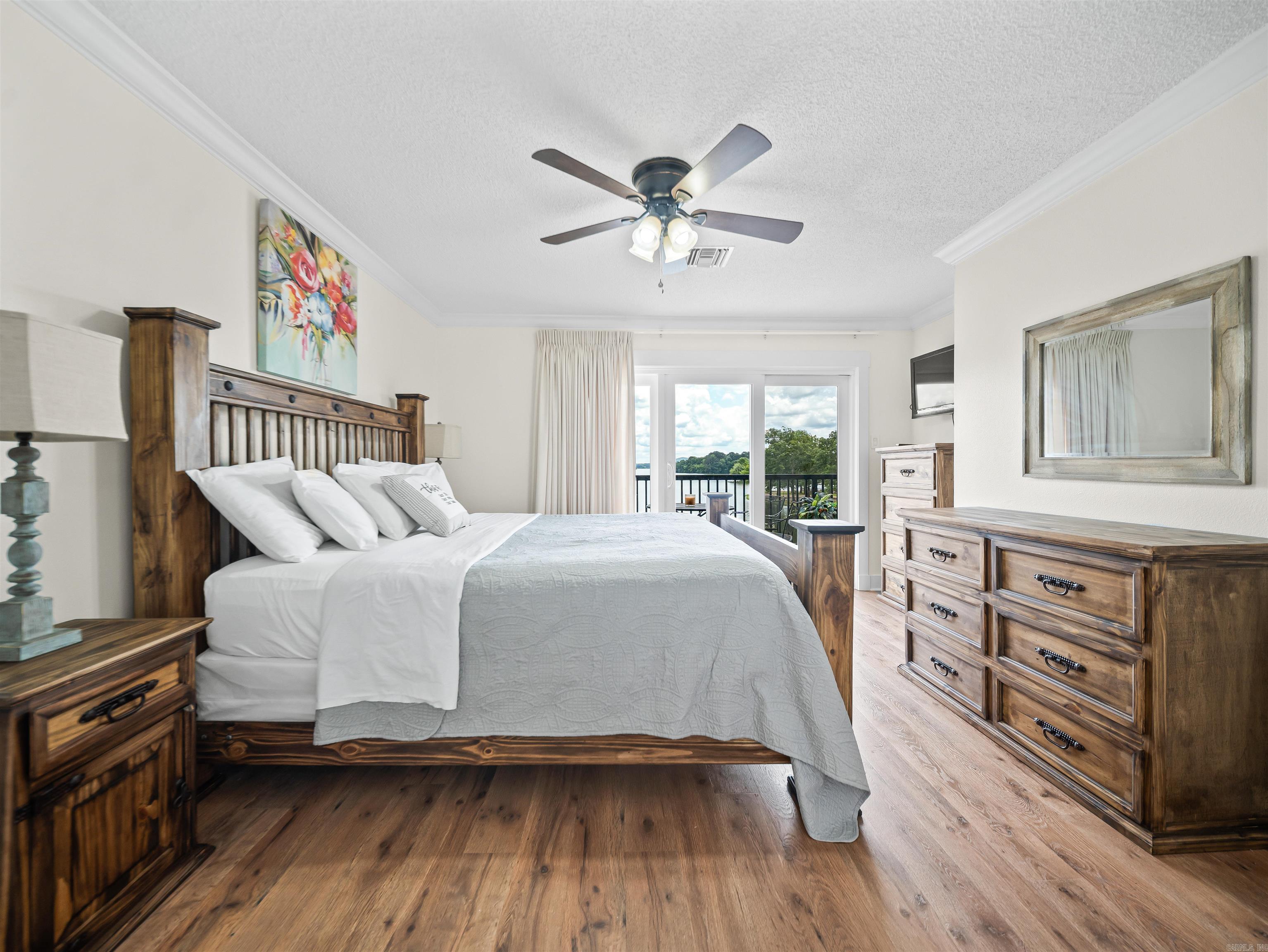 EMERALD ISLE HPR - Residential