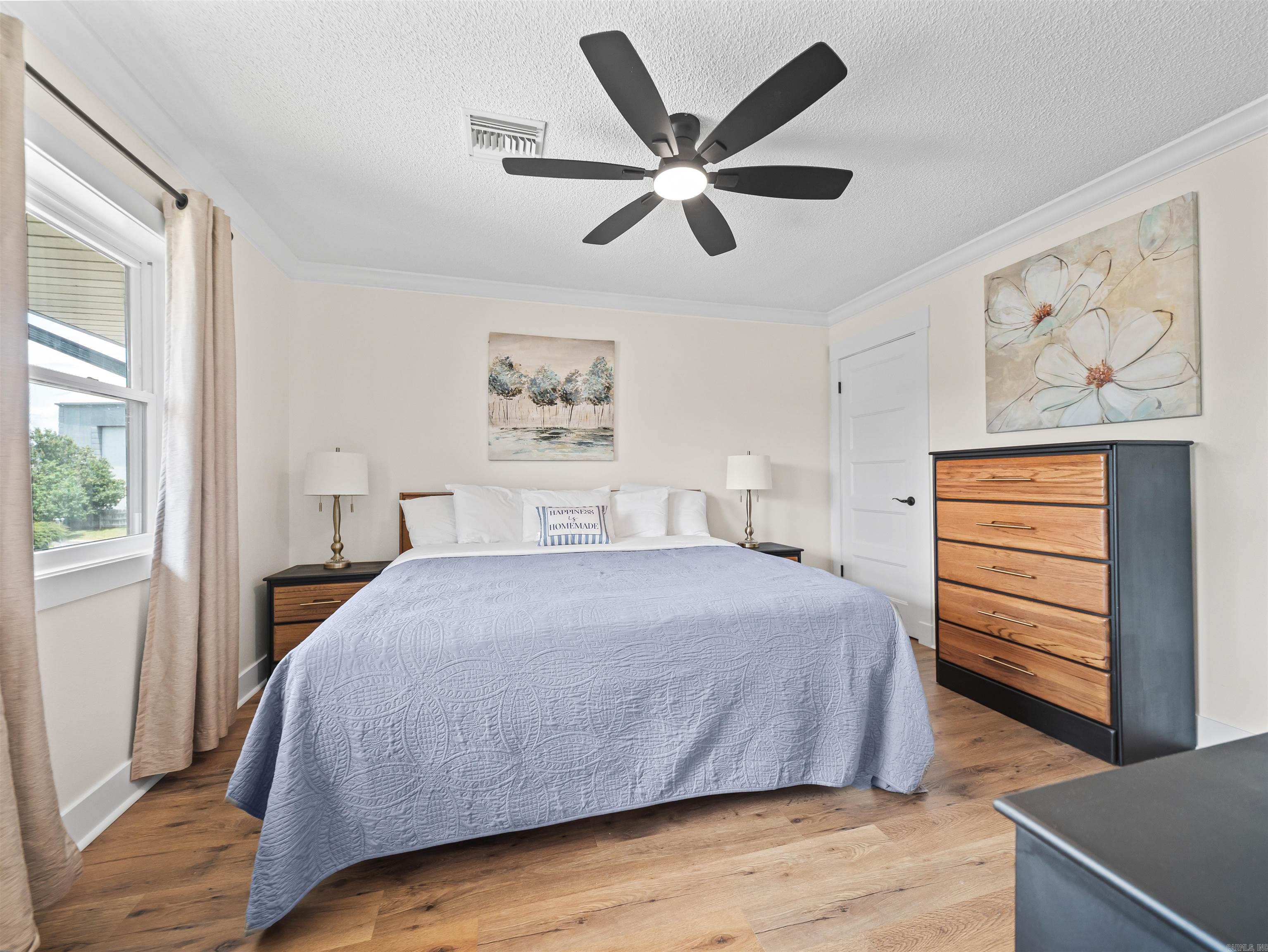 EMERALD ISLE HPR - Residential