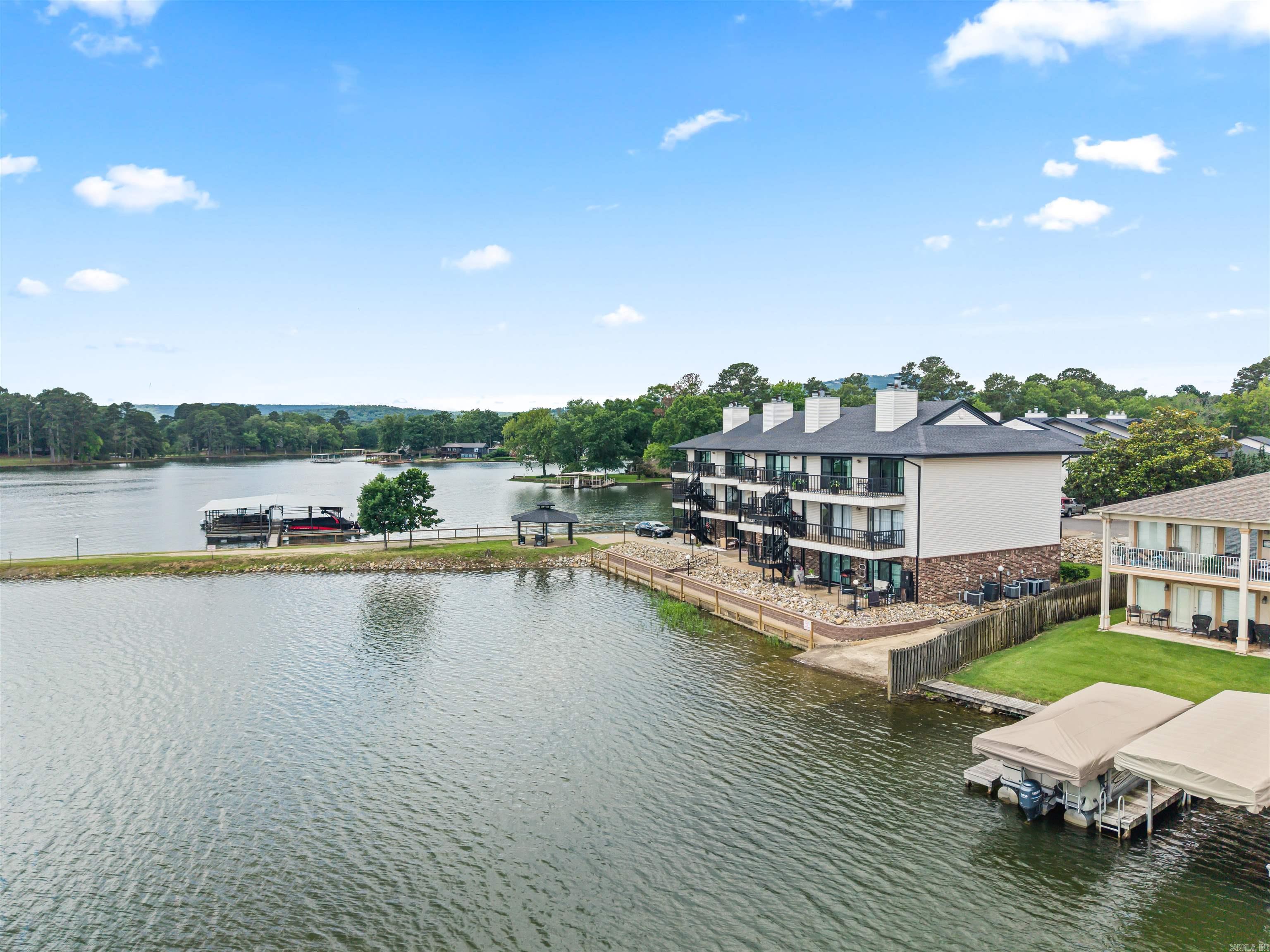 EMERALD ISLE HPR - Residential