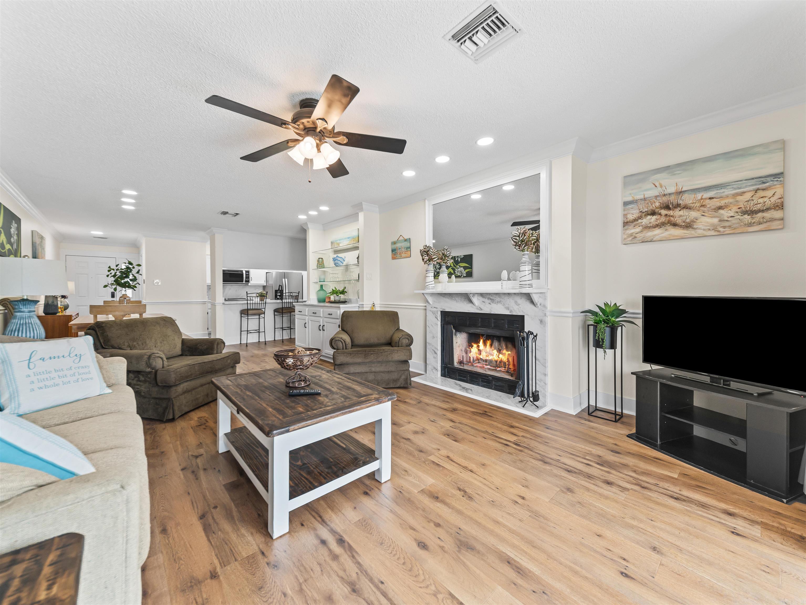 EMERALD ISLE HPR - Residential