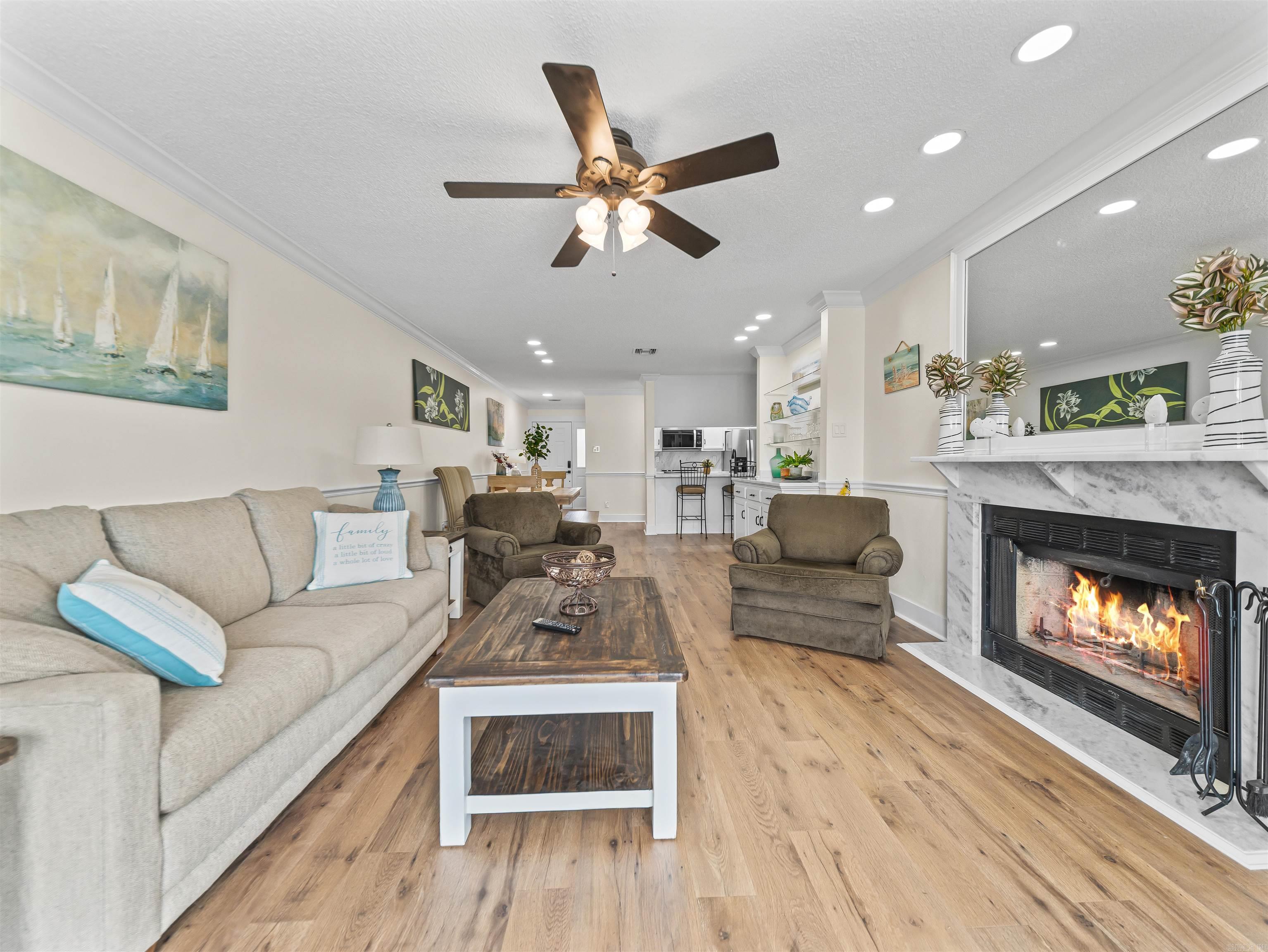 EMERALD ISLE HPR - Residential