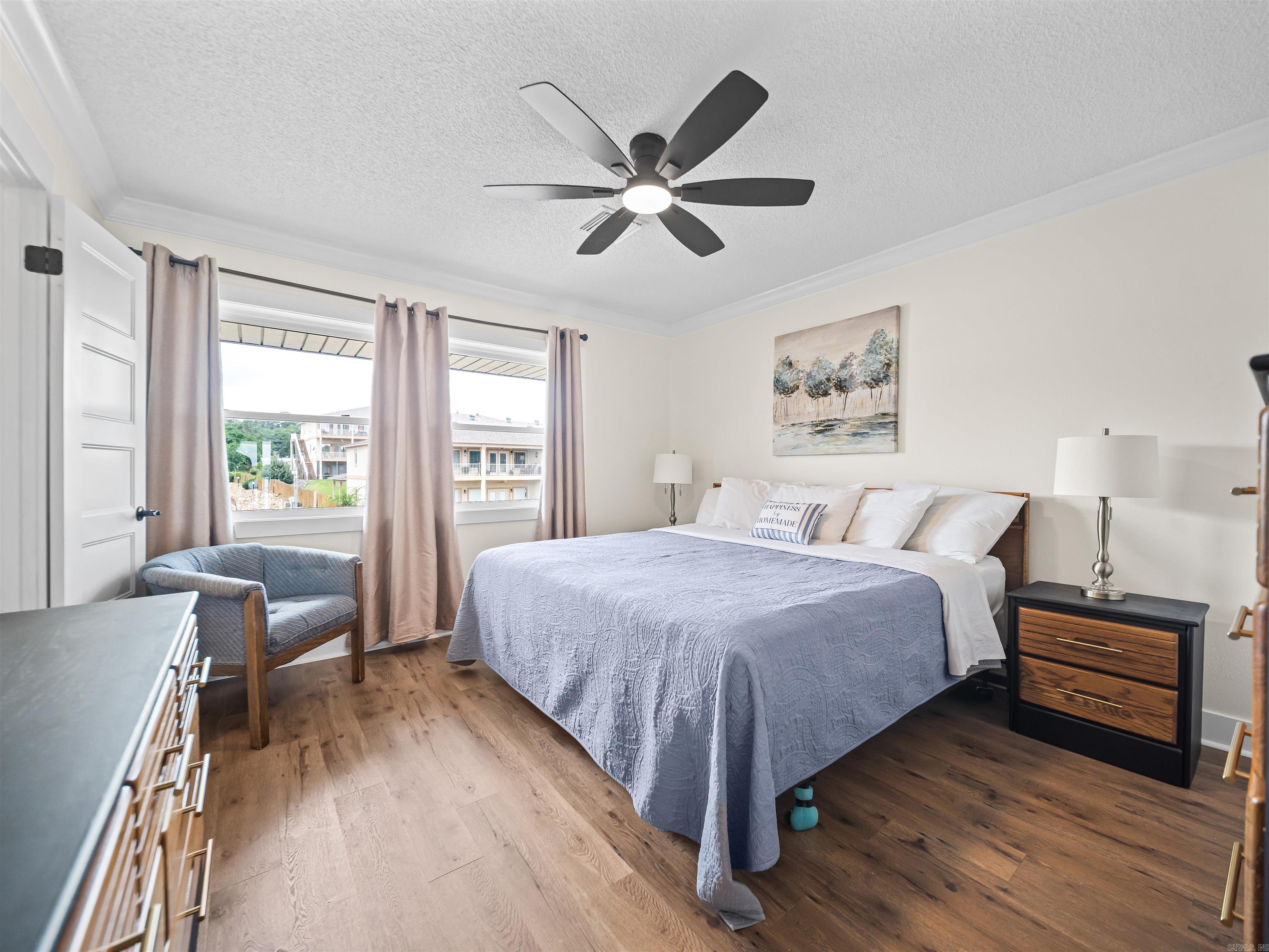 EMERALD ISLE HPR - Residential