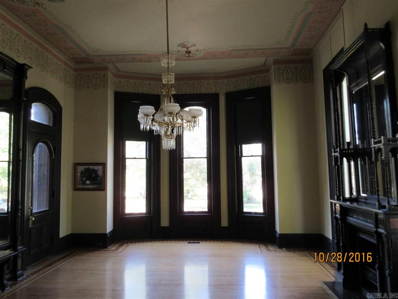 CITY OF LR L1 - Residential