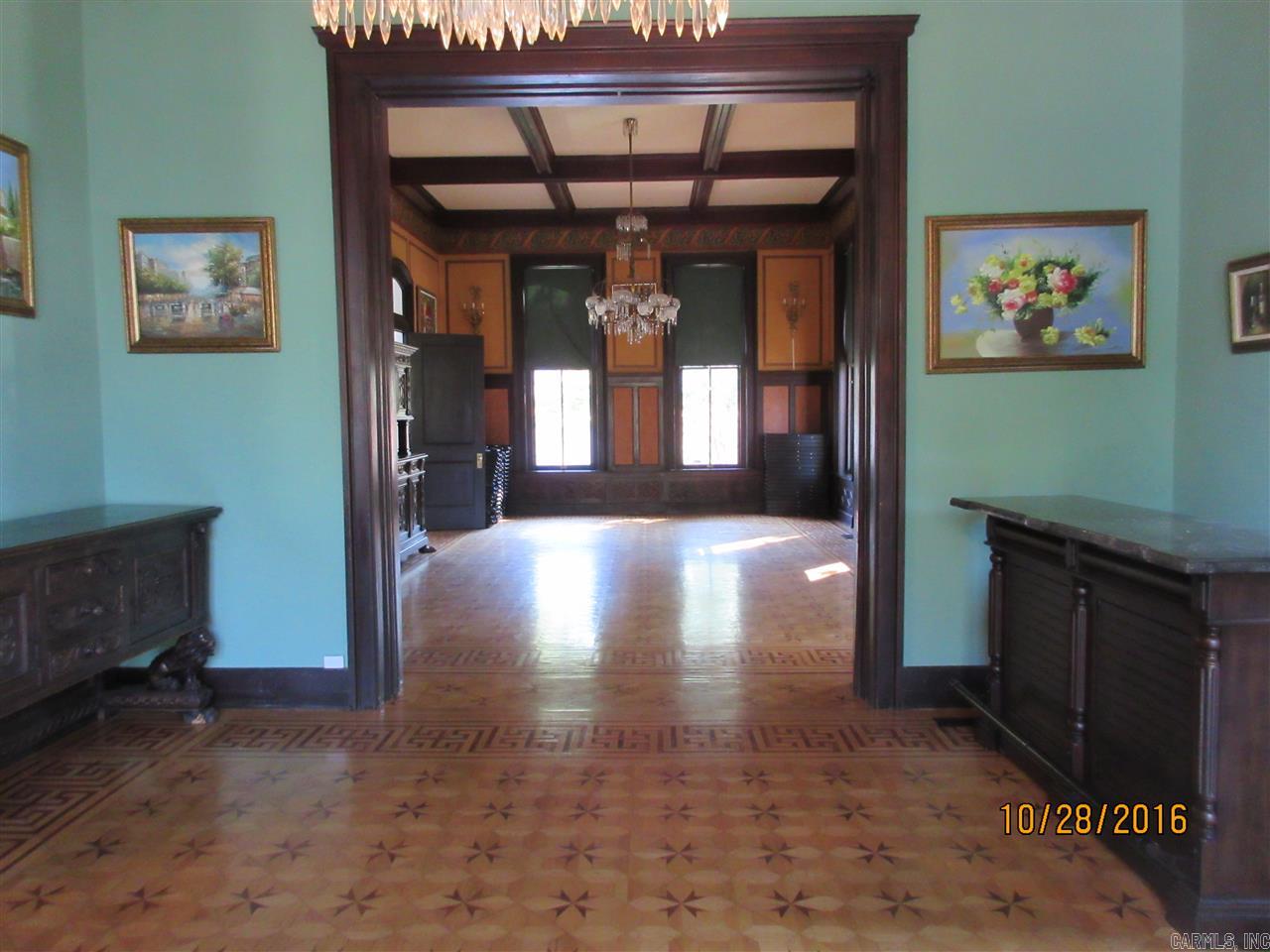 CITY OF LR L1 - Residential
