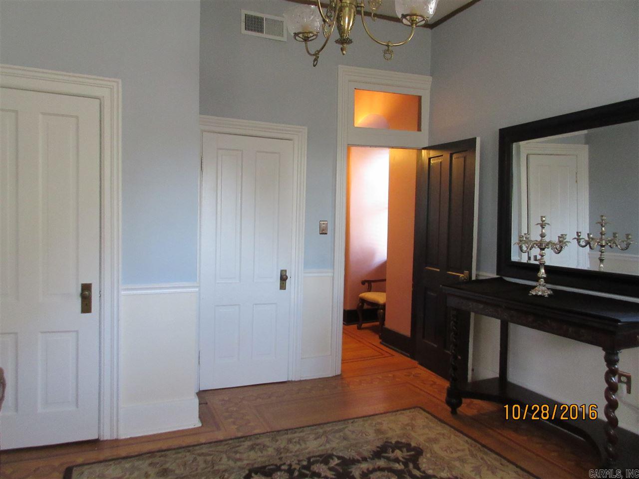 CITY OF LR L1 - Residential