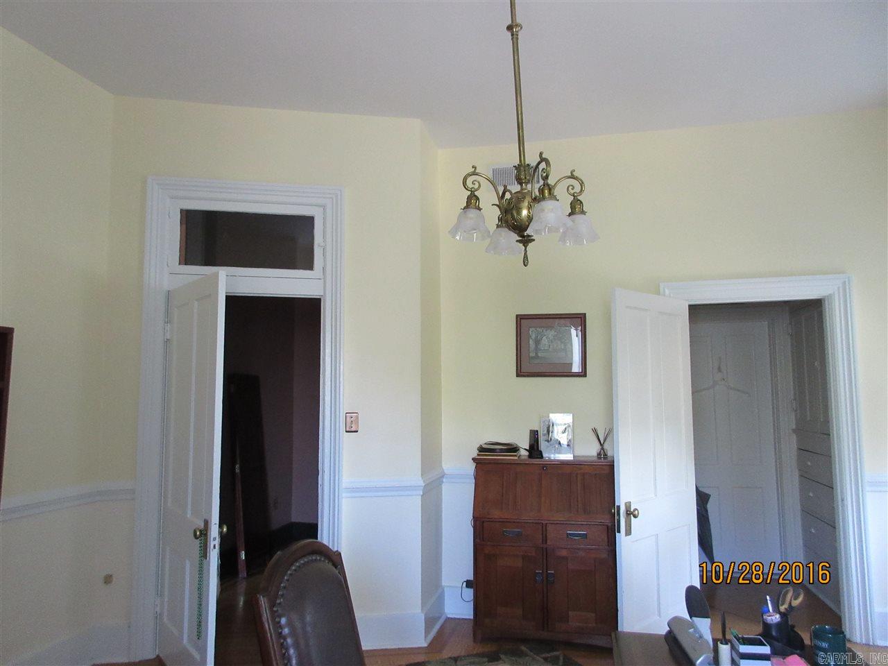 CITY OF LR L1 - Residential