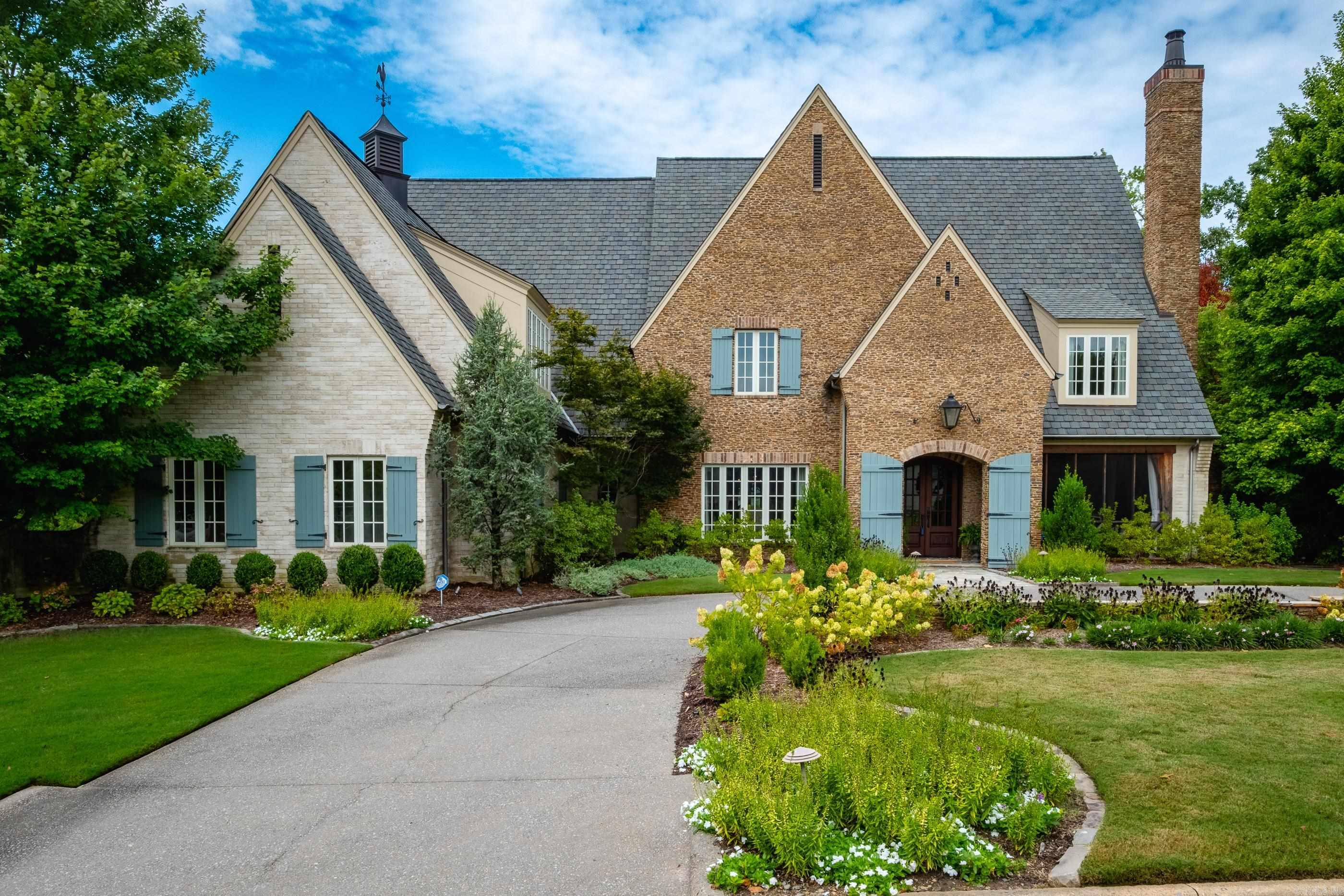 CHENAL VALLEY DEAUVILLE PLACE - Residential