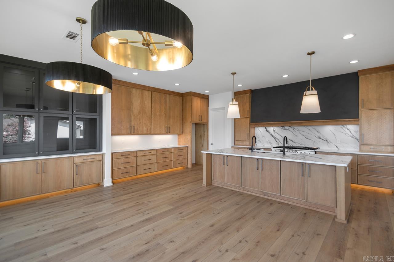 VISTA POINT SUBDIVISION - Residential