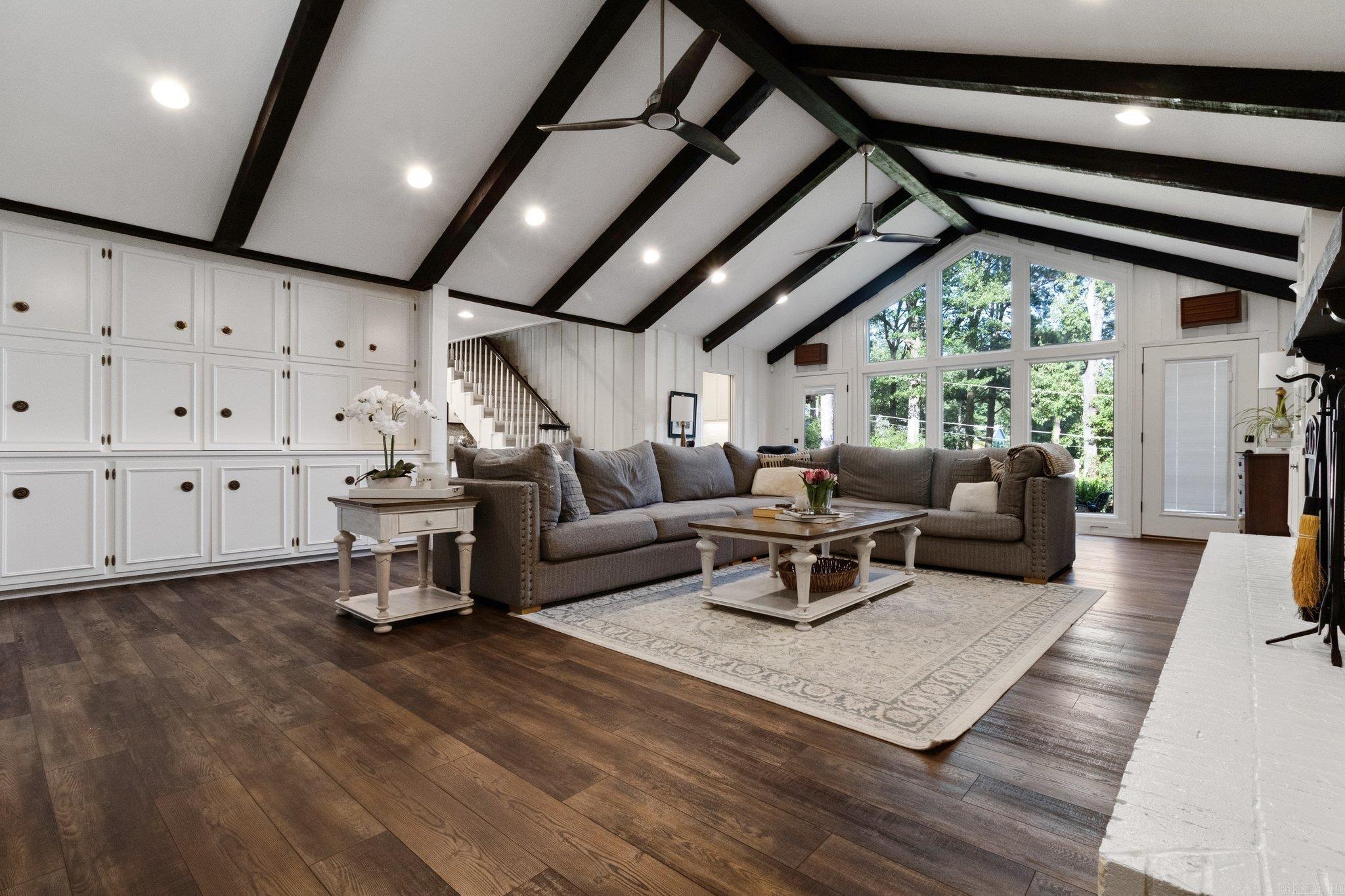 IDYLWOOD - Residential