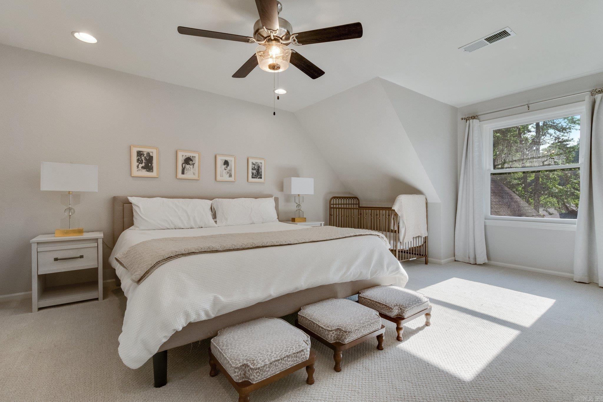 IDYLWOOD - Residential