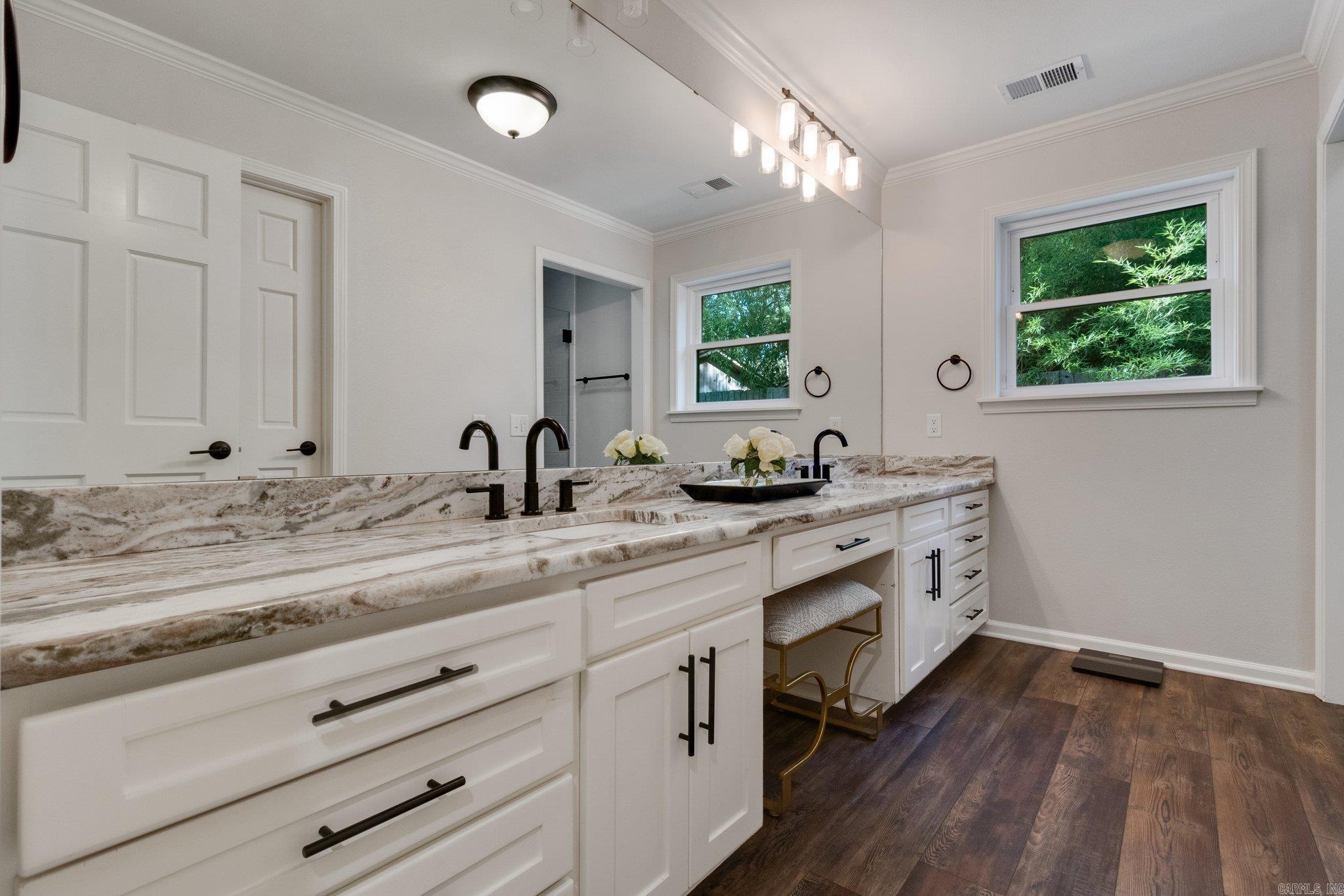 IDYLWOOD - Residential