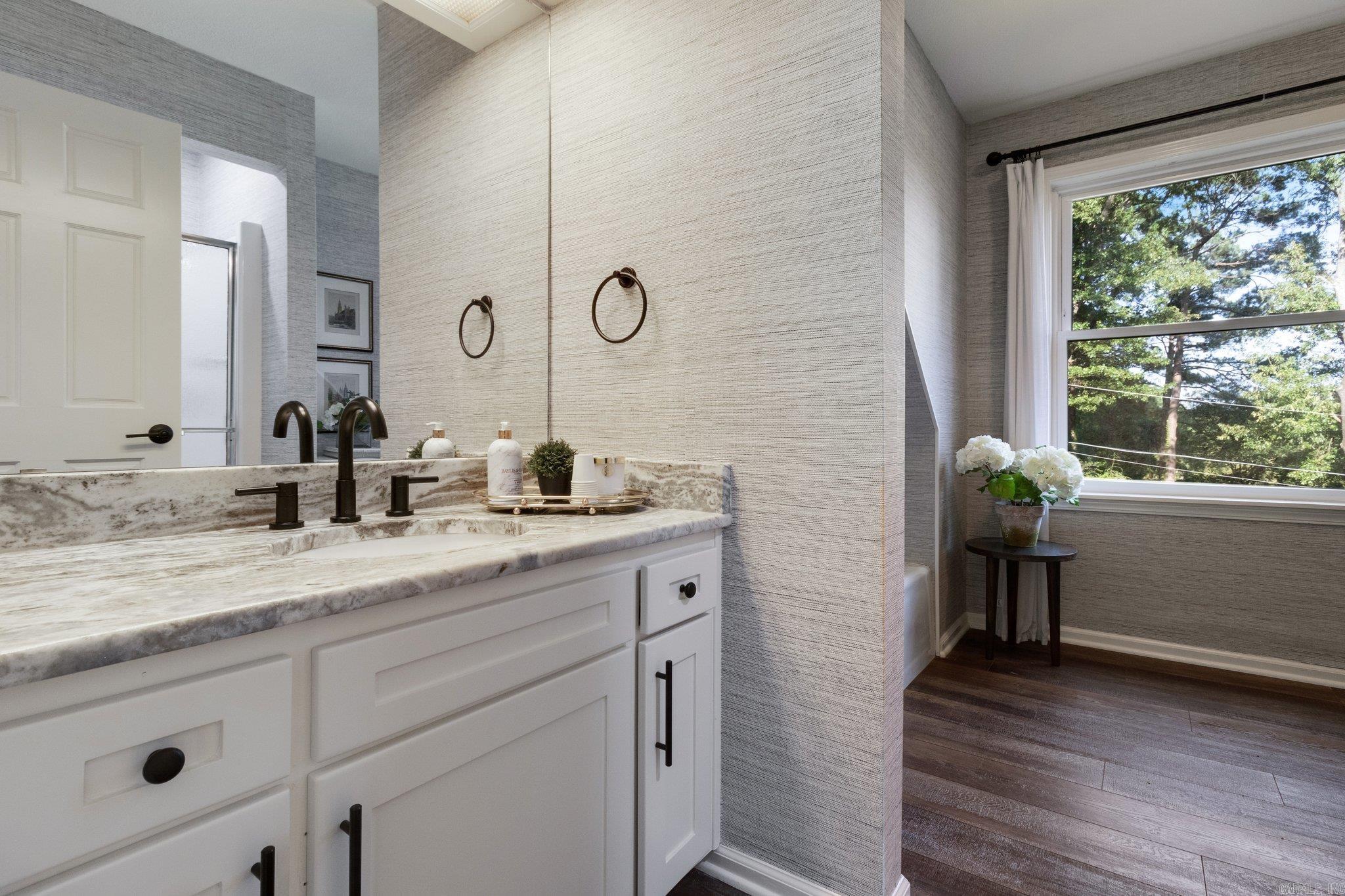 IDYLWOOD - Residential