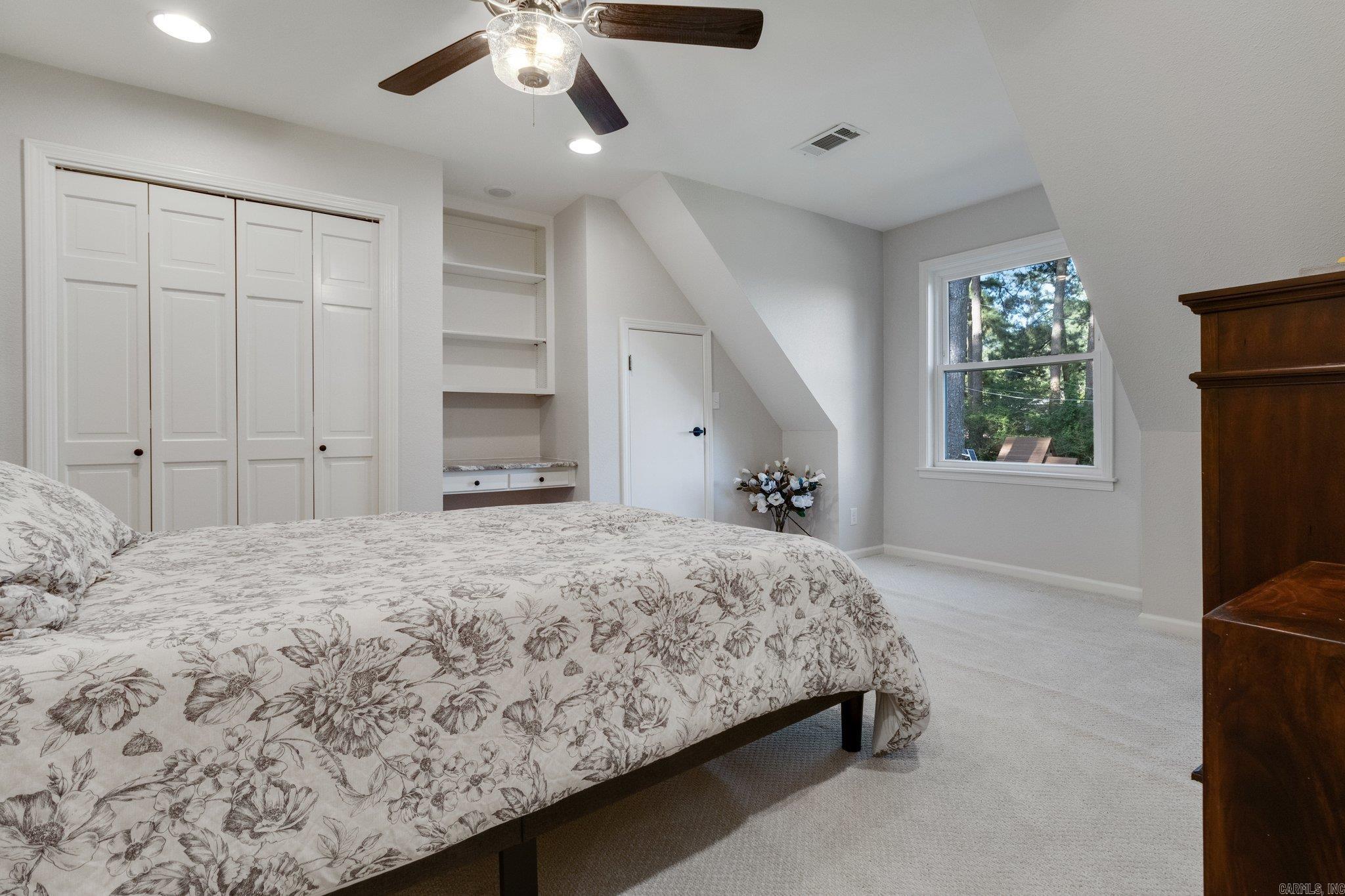 IDYLWOOD - Residential