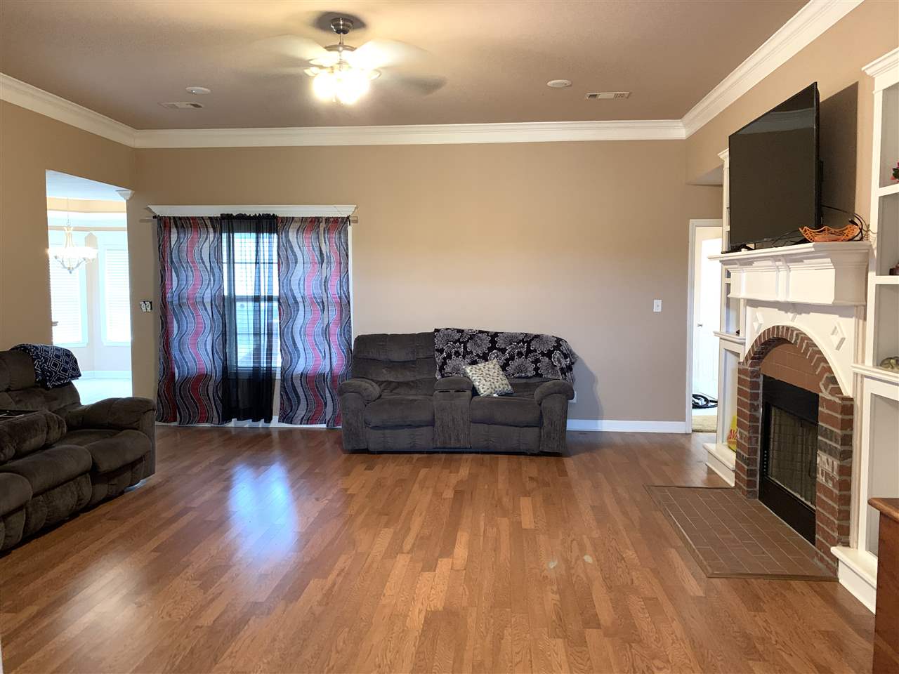 SUNSET VALLEY - Residential