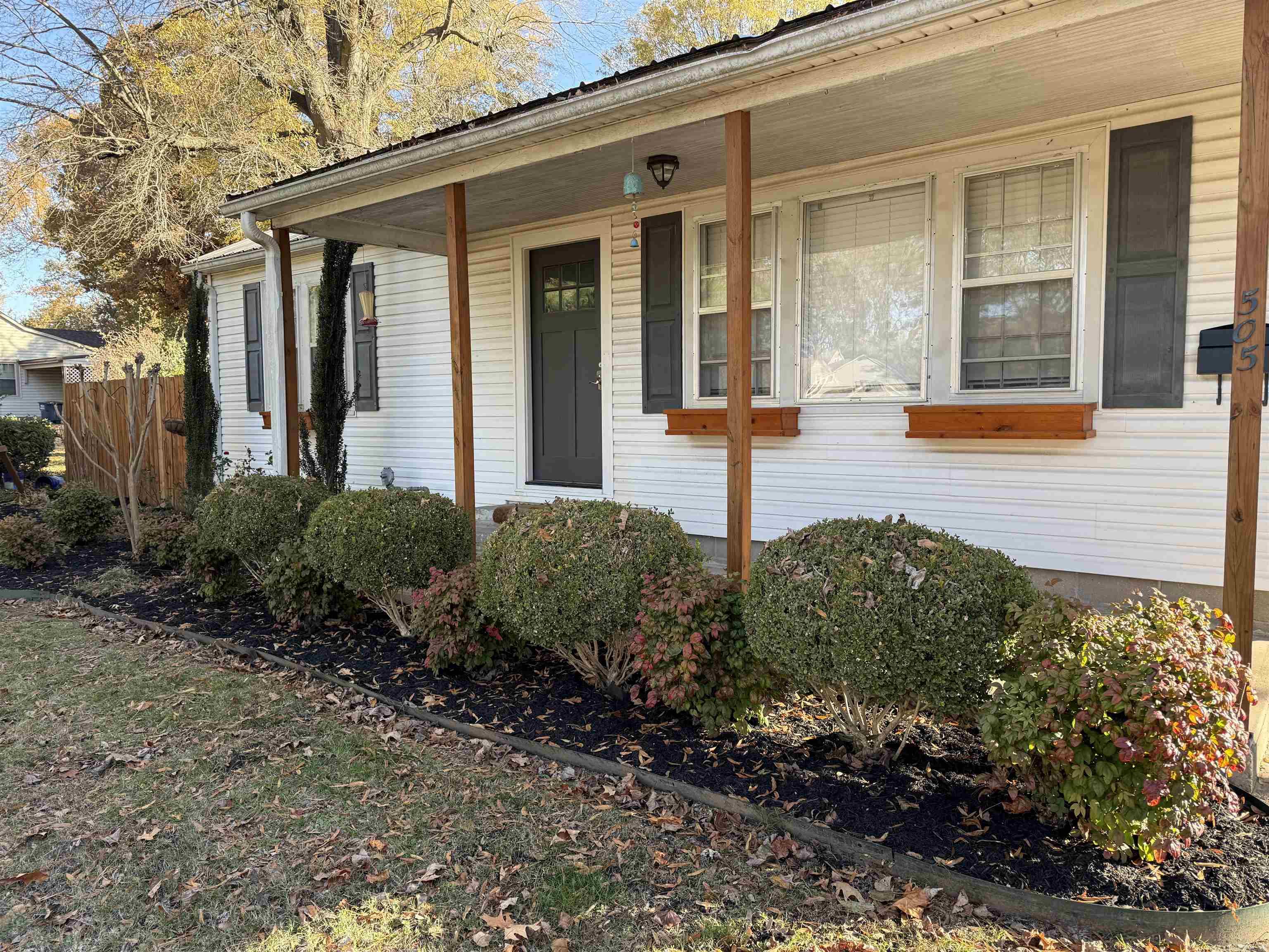 3 Bedroom 1 Bath Cozy home.  Great house in excellent area!  Updates through out! Custom kitchen cabinets , new flooring in living room, kitchen and bathroom!  Extra Bonus room/ Oversized Laundry Room.  Beautiful Landscaping and fenced in backyard! Newer Roof, Inexpensive utilities, out door storage shed and MORE!