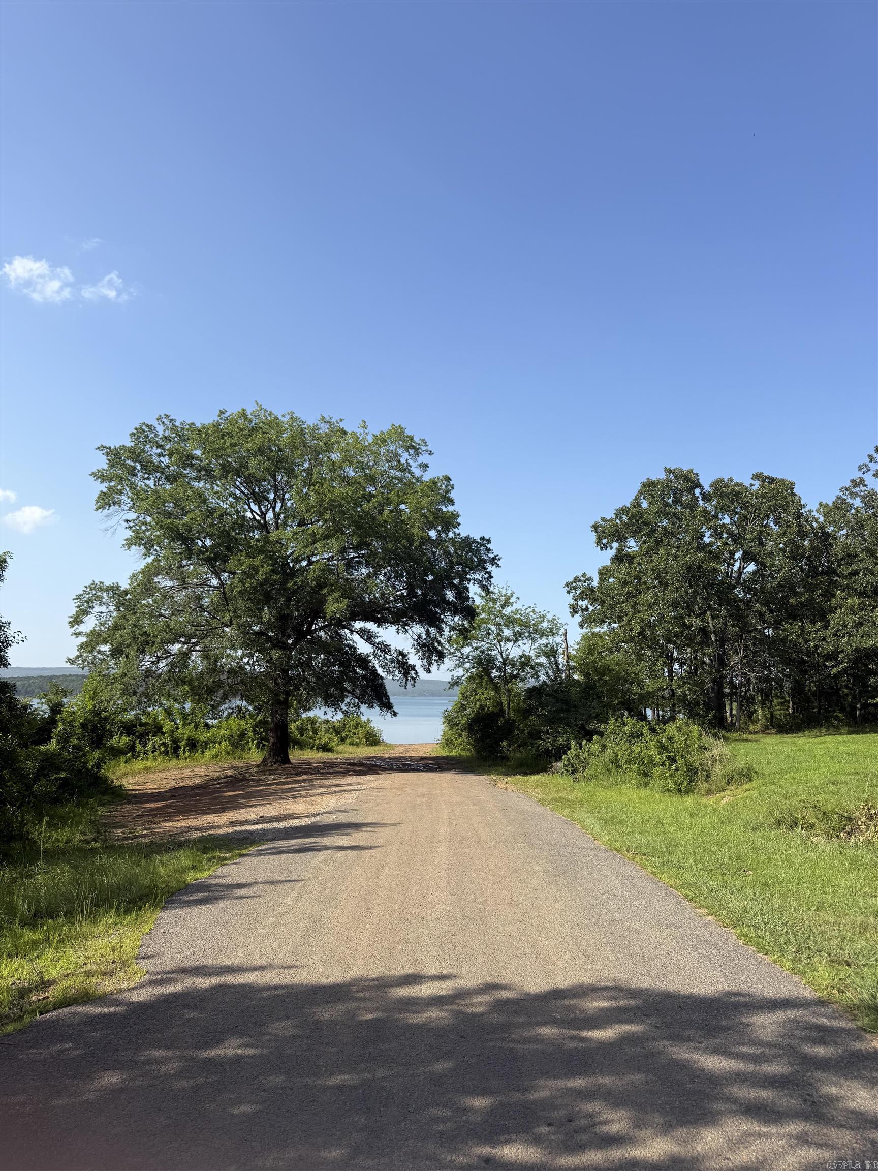 WHISPERING SPRINGS - Residential