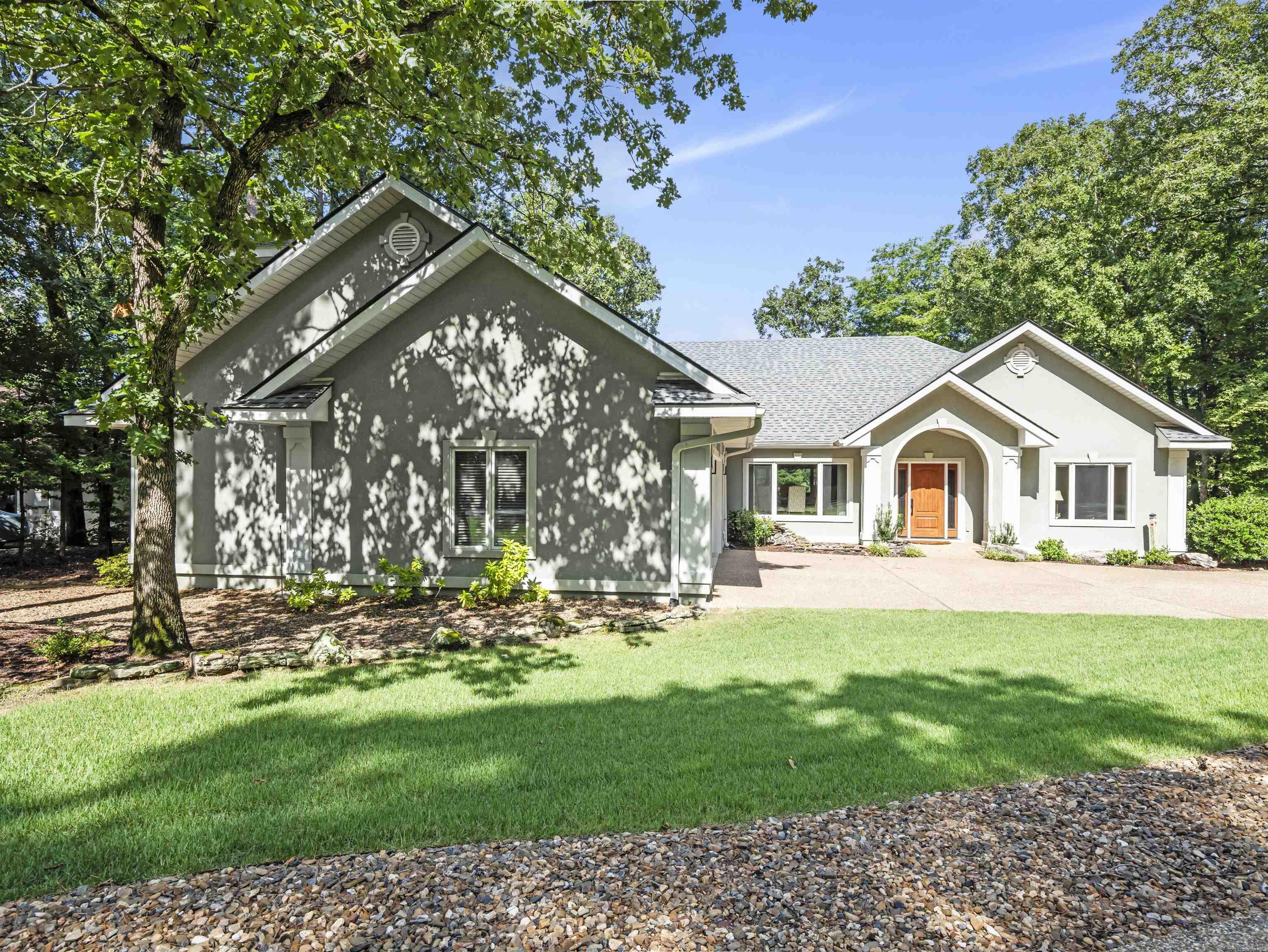 DIAMANTE VILLAS - Residential