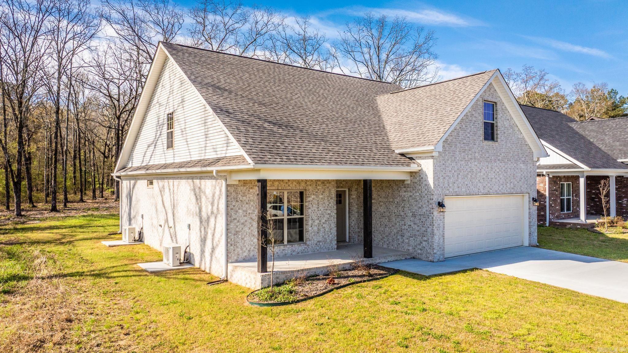 CARDINAL VALLEY - Residential