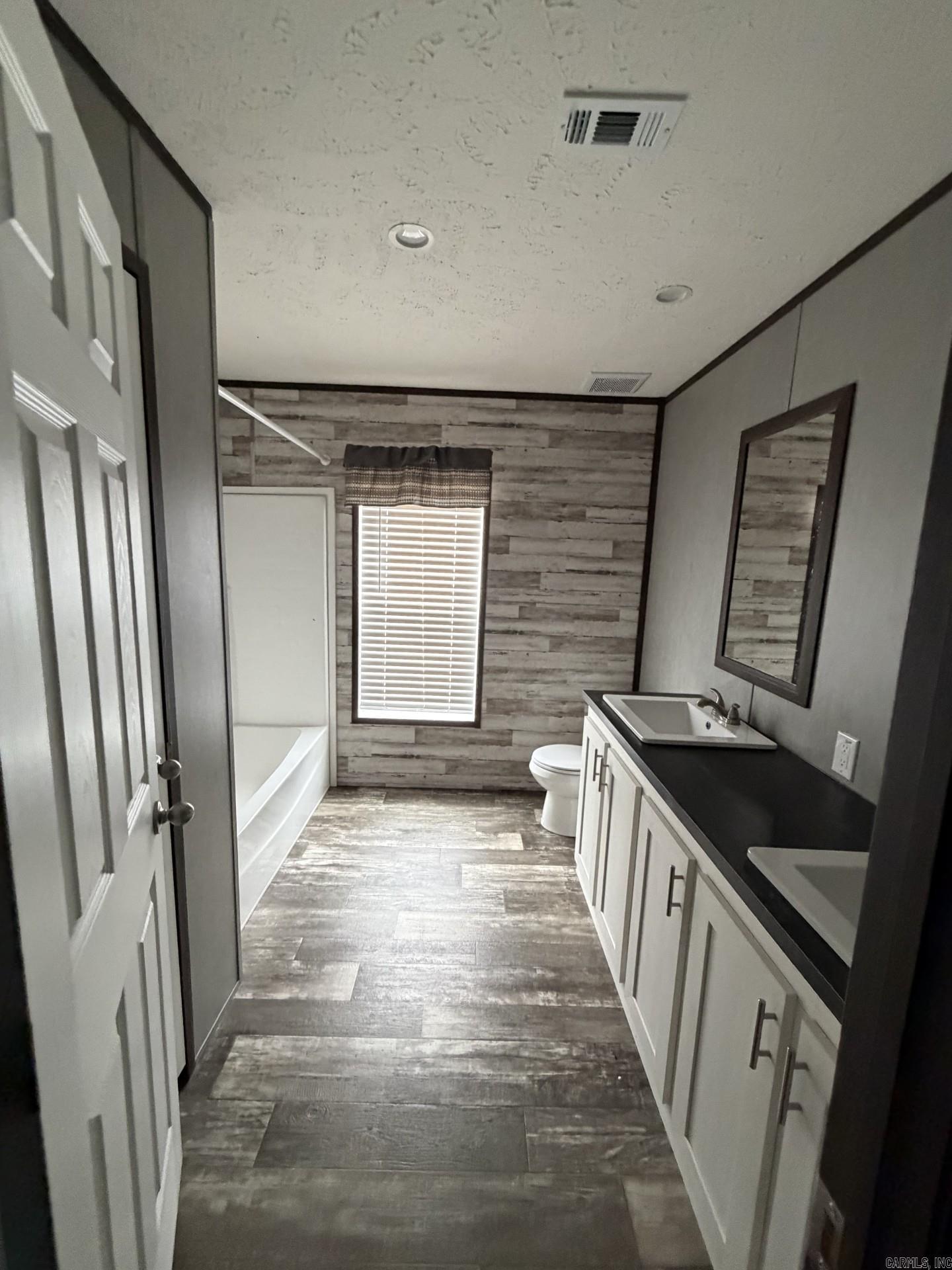 BRYANT HILLS - Residential