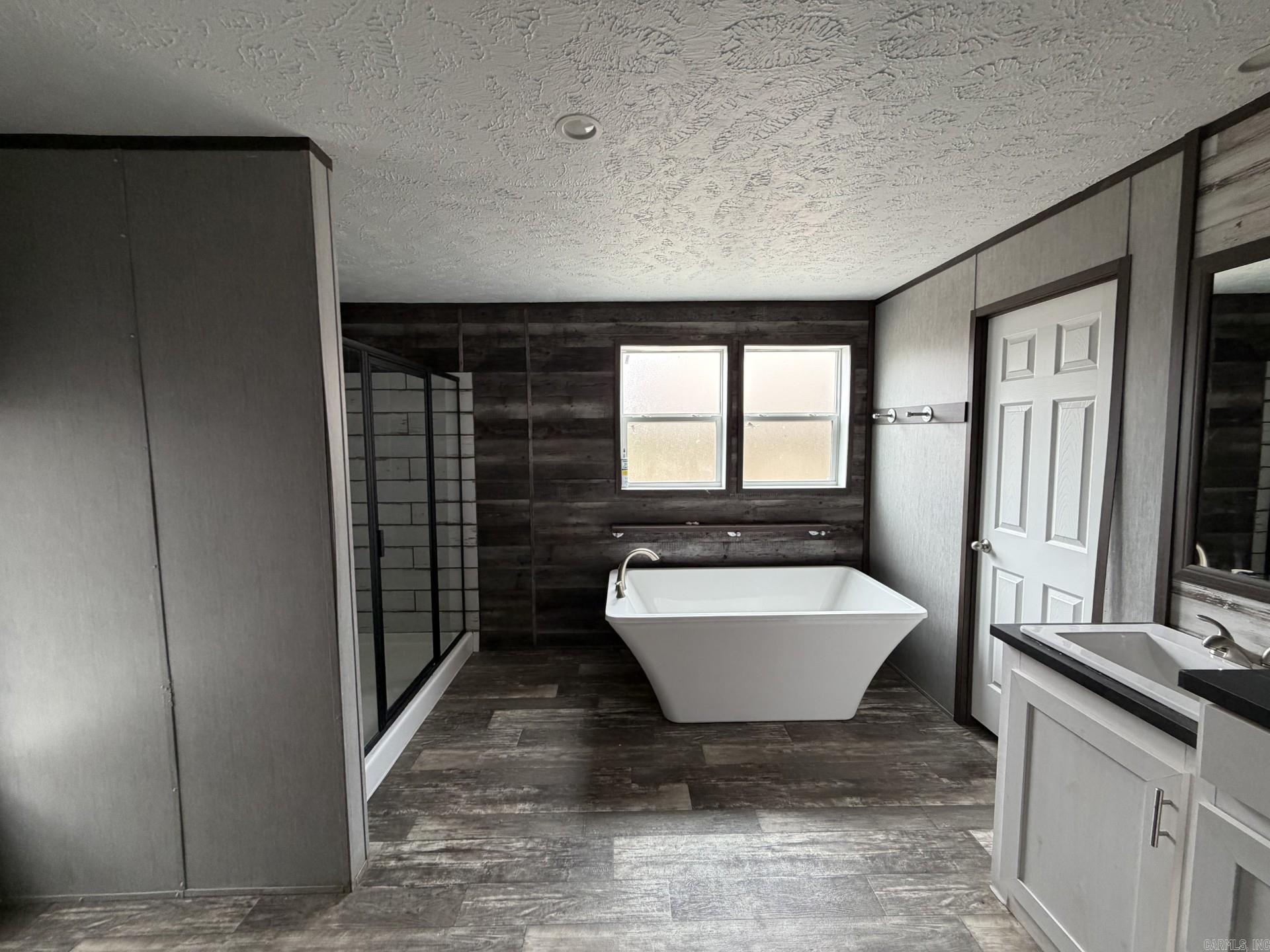 BRYANT HILLS - Residential