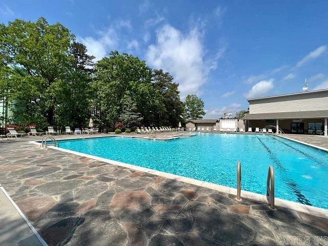 SUMMERHILL PLACE CONDOS - Residential