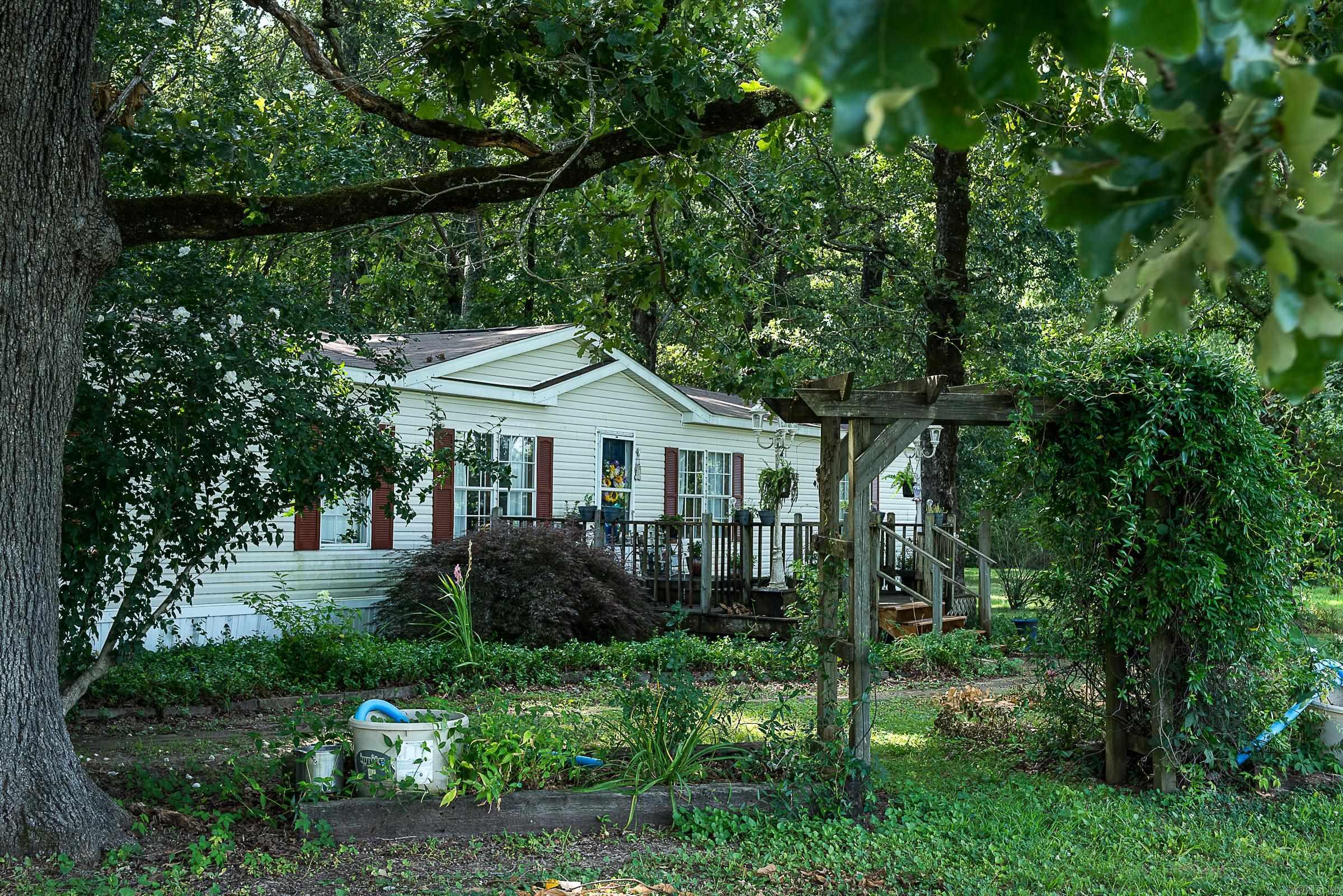 MEADOW CREEK ESTATES - Residential