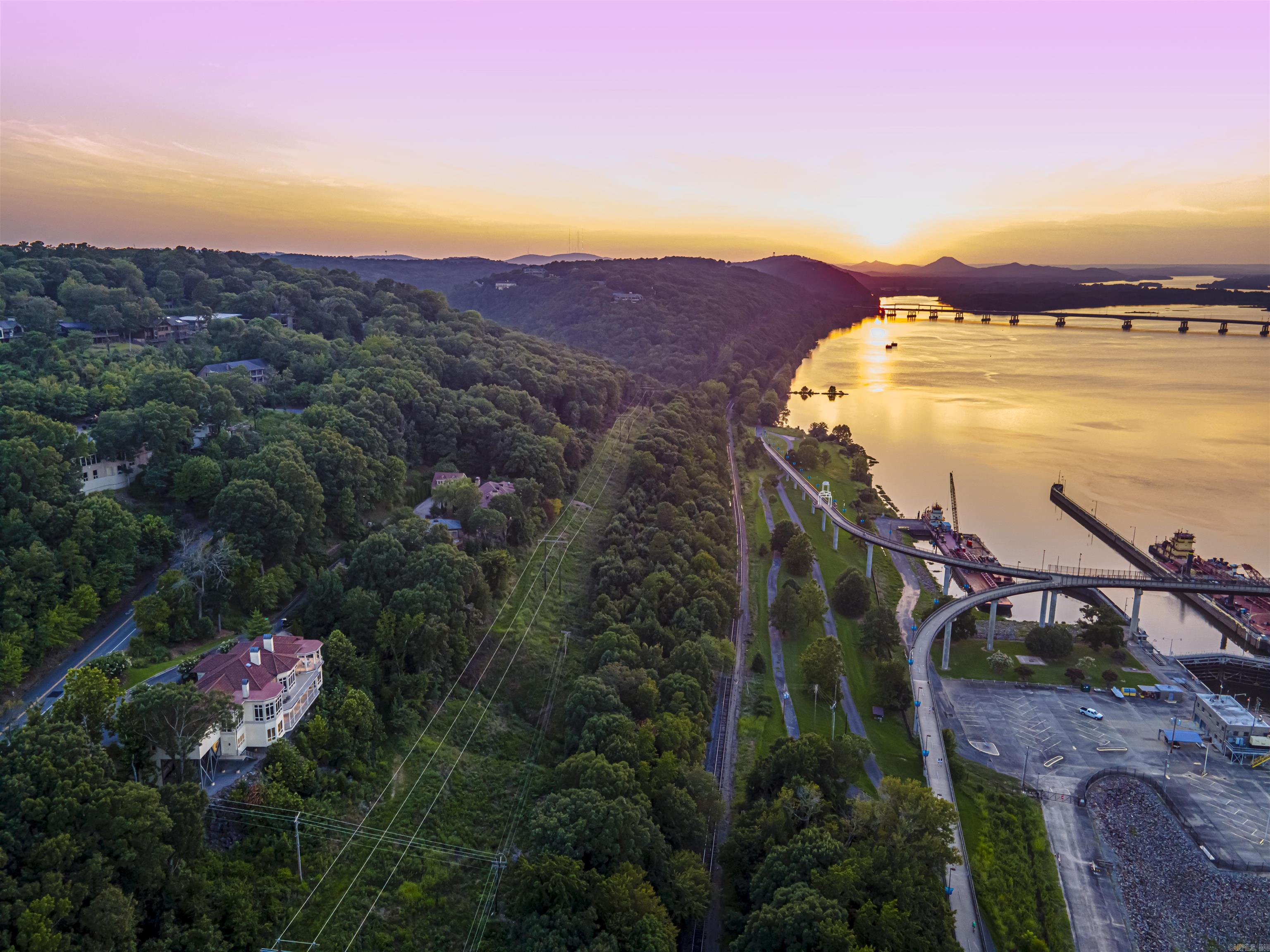 OVERLOOK PARTNERS ADDN - Residential