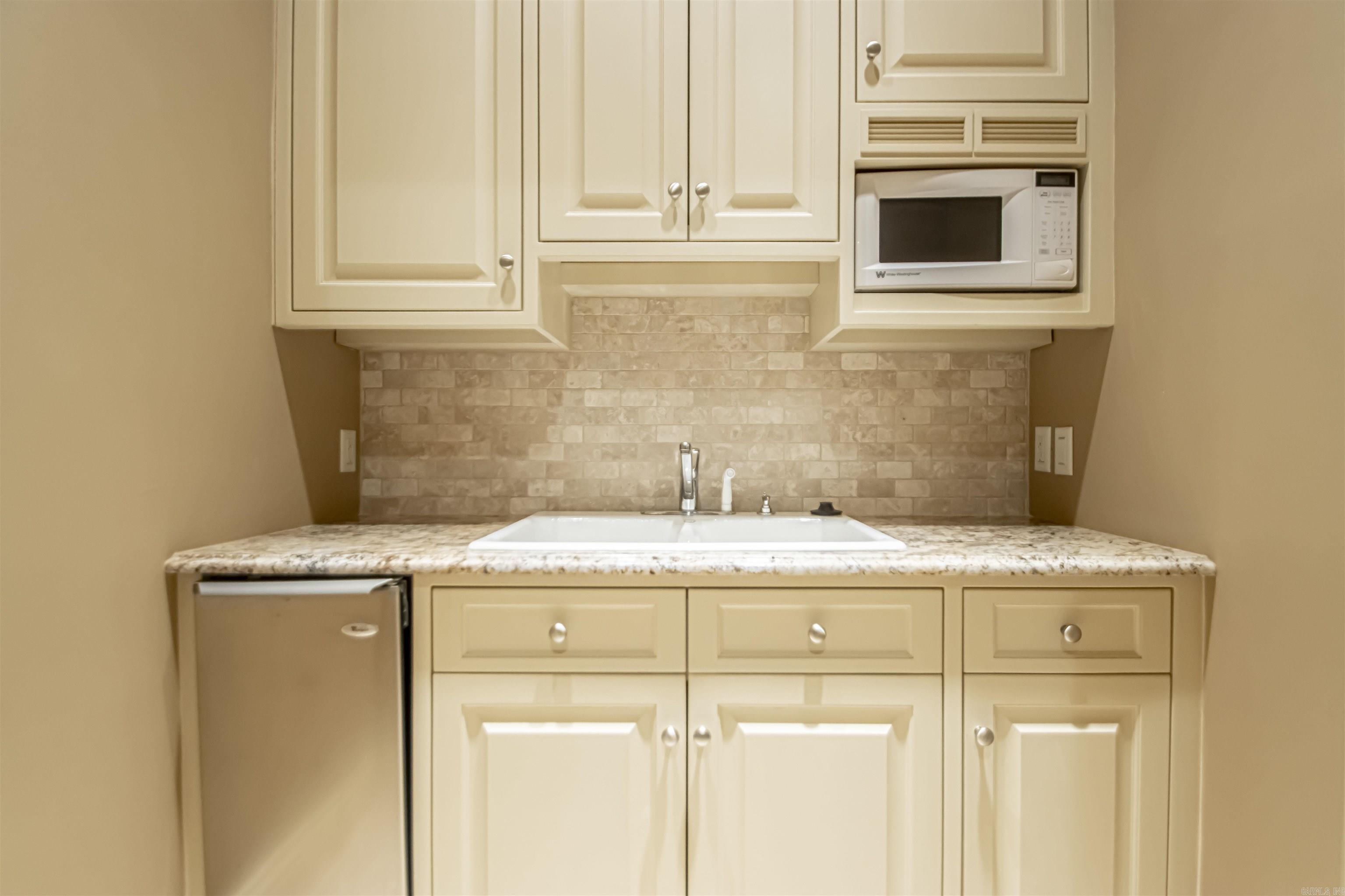 OVERLOOK PARTNERS ADDN - Residential