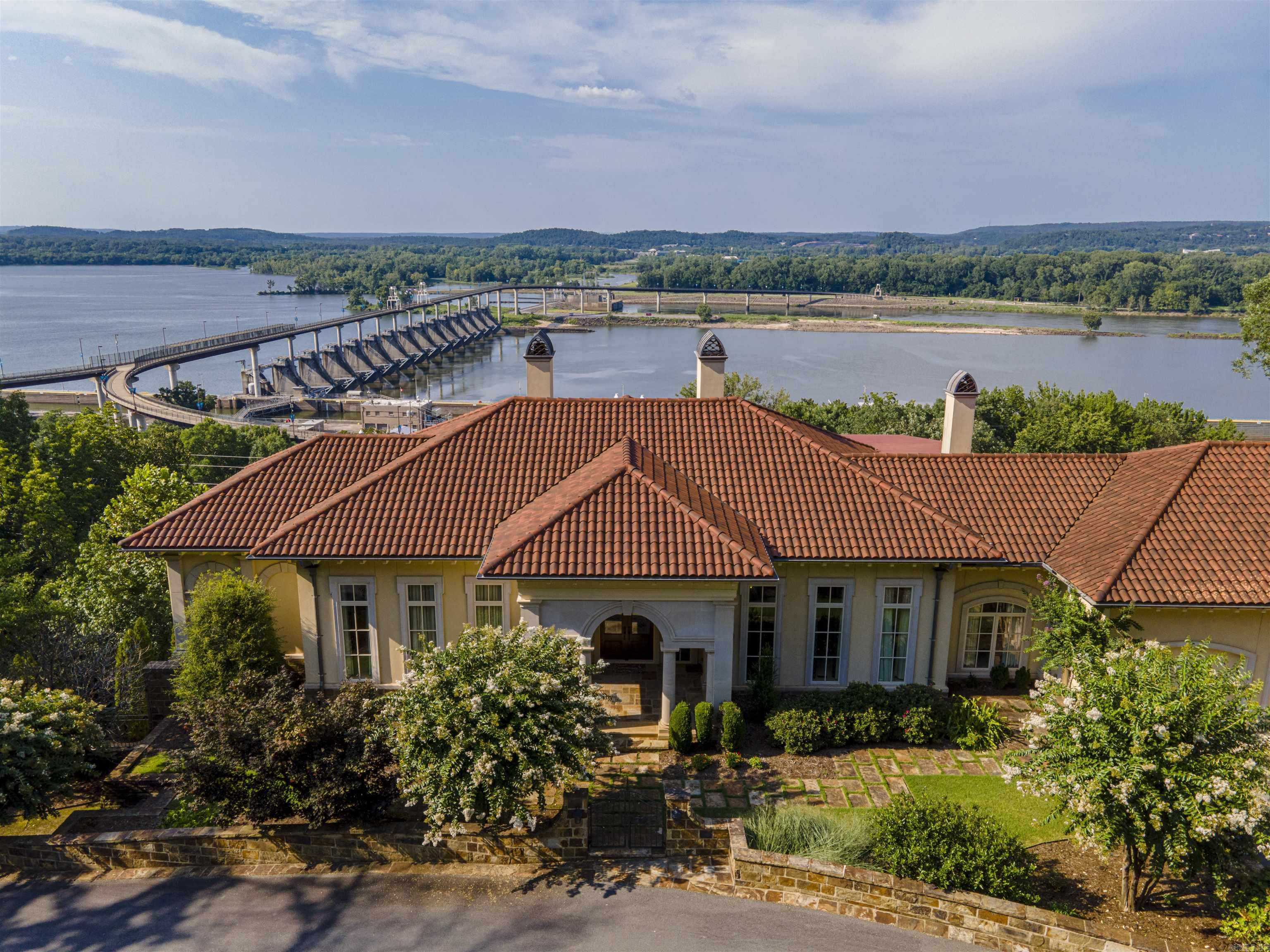 OVERLOOK PARTNERS ADDN - Residential