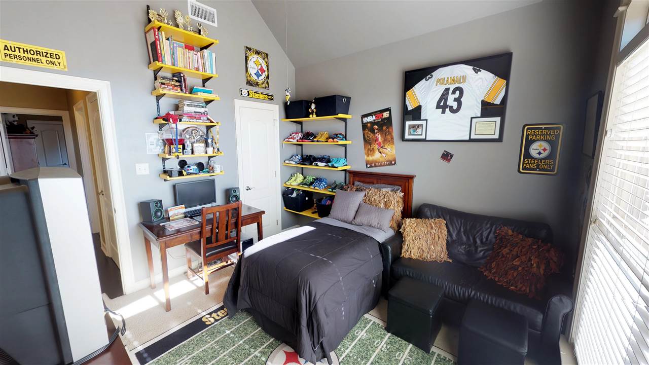 HURRICANE MEADOWS - Residential