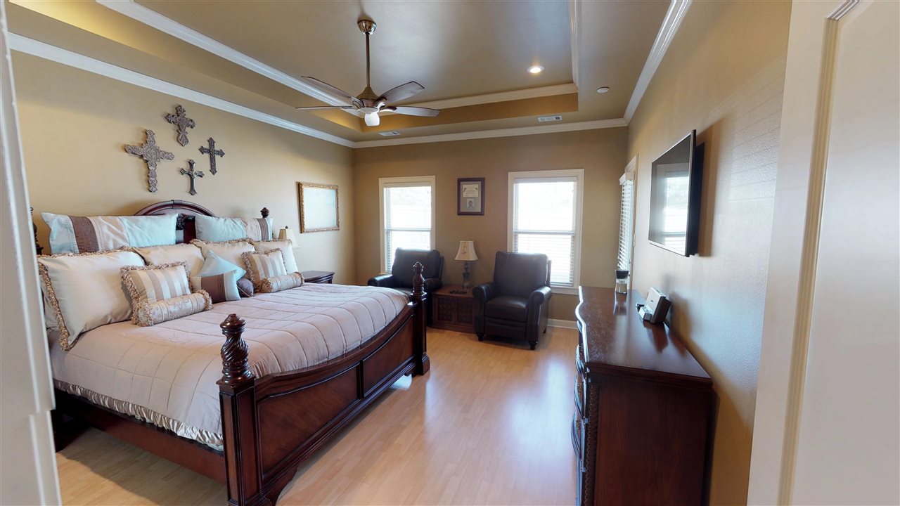 HURRICANE MEADOWS - Residential
