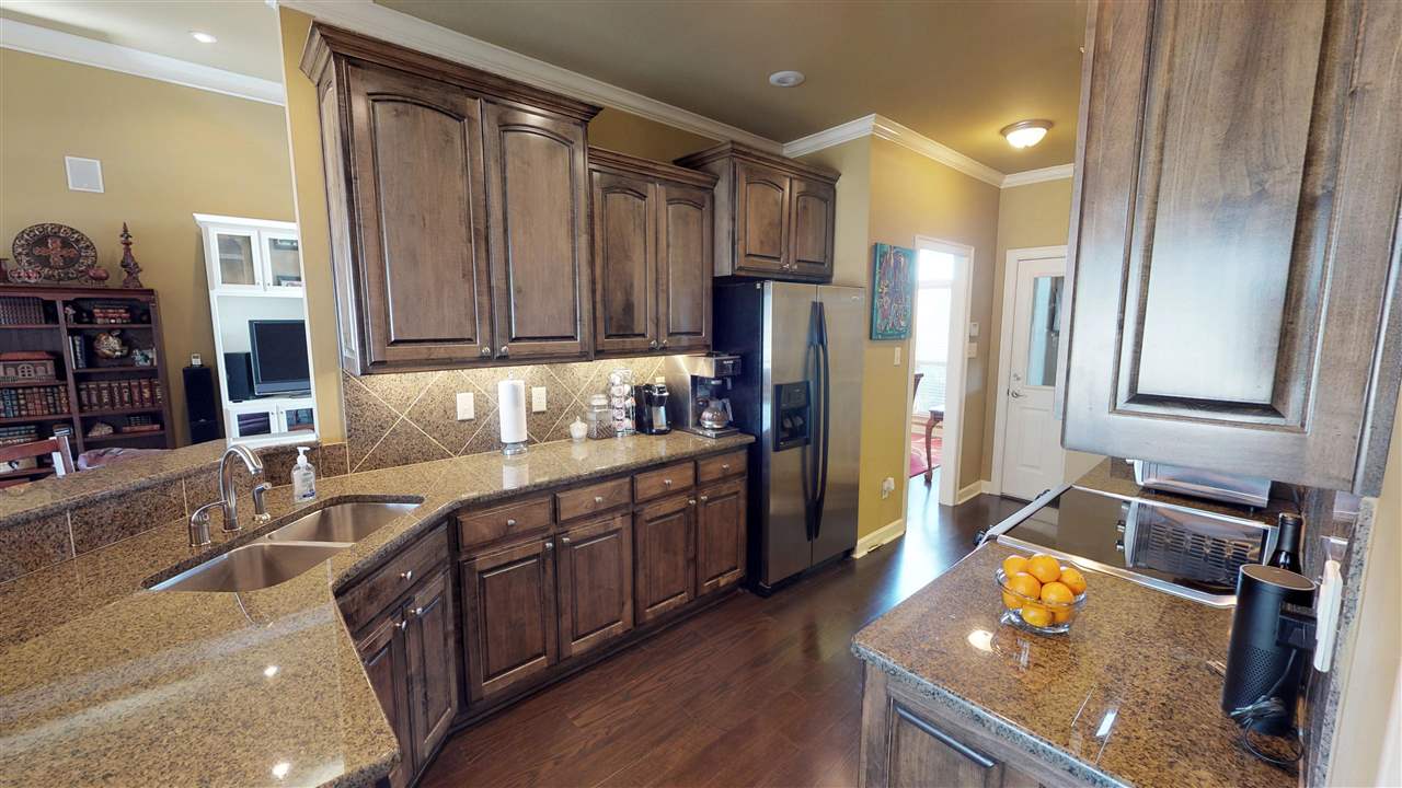 HURRICANE MEADOWS - Residential