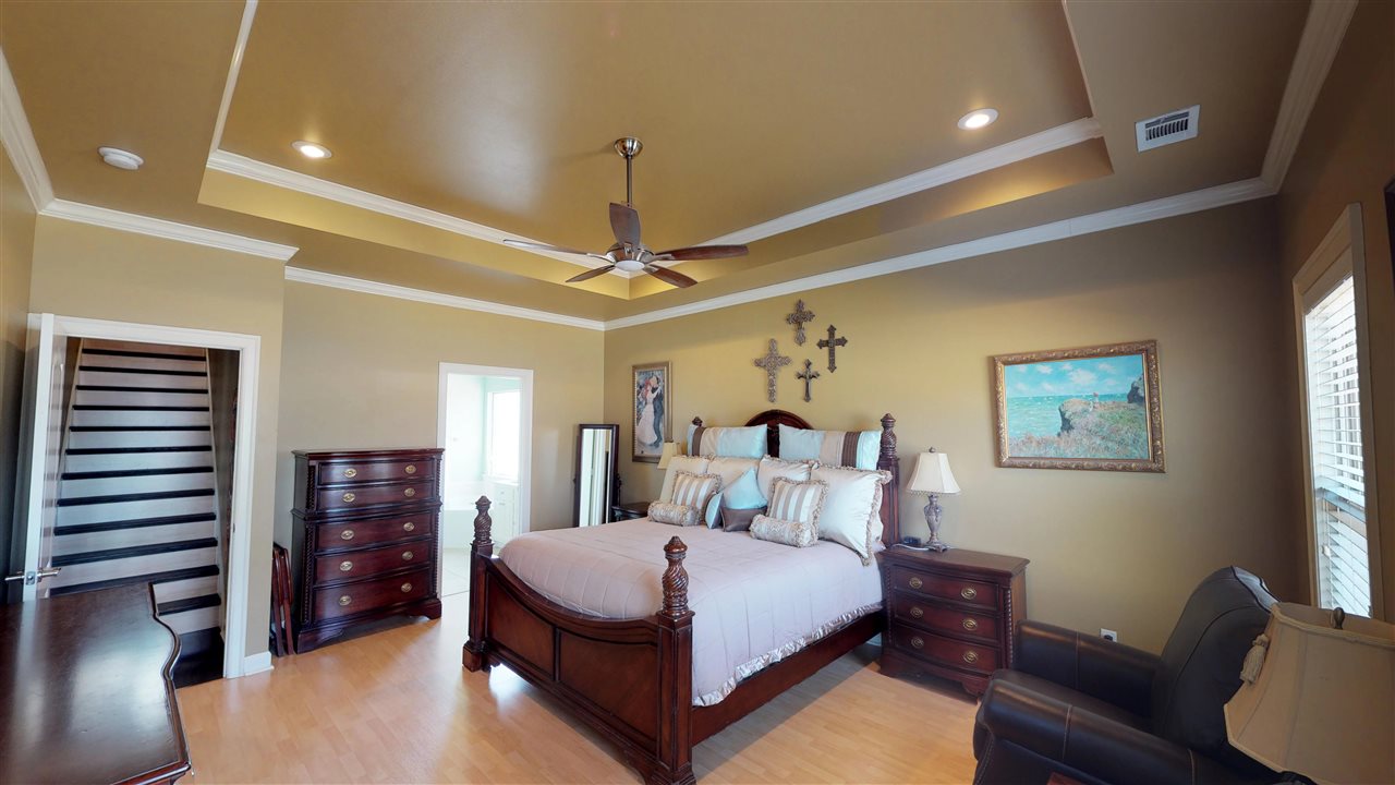 HURRICANE MEADOWS - Residential