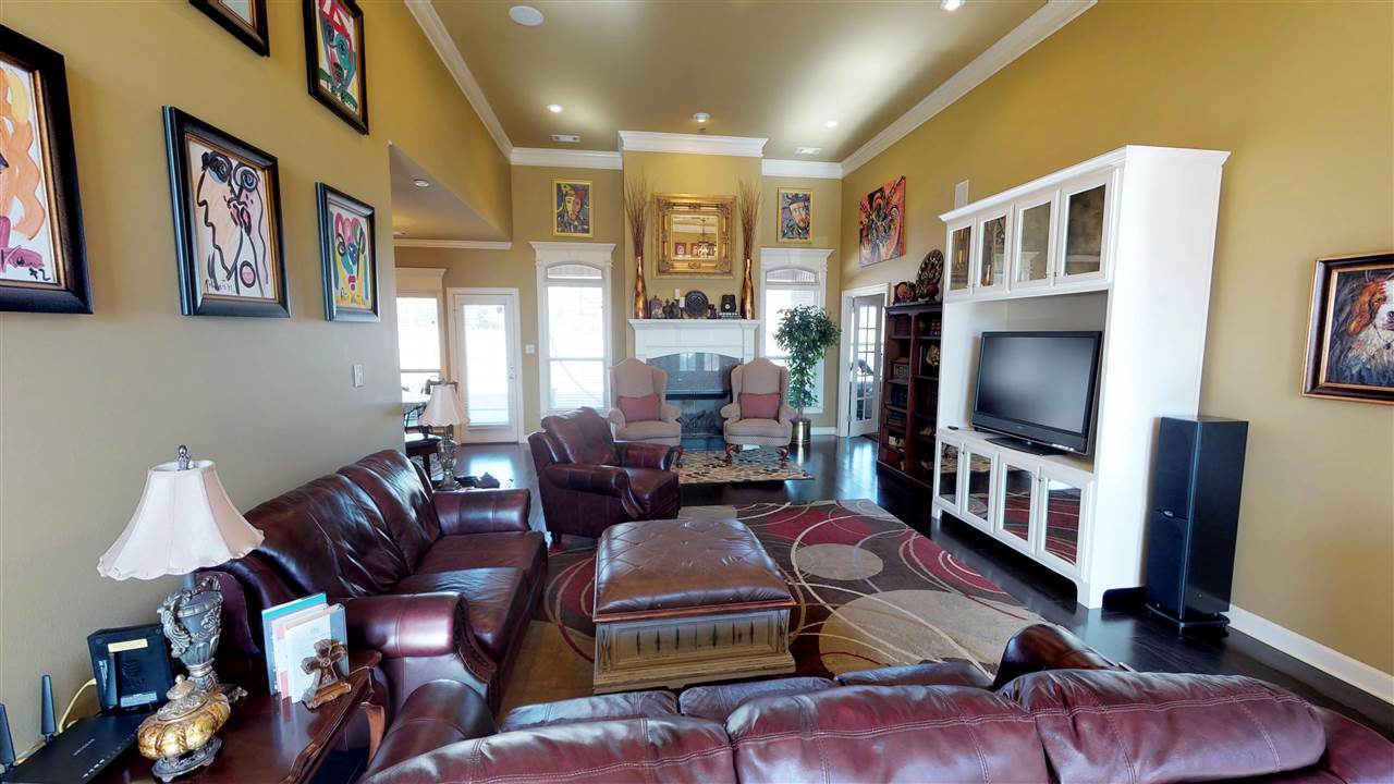 HURRICANE MEADOWS - Residential