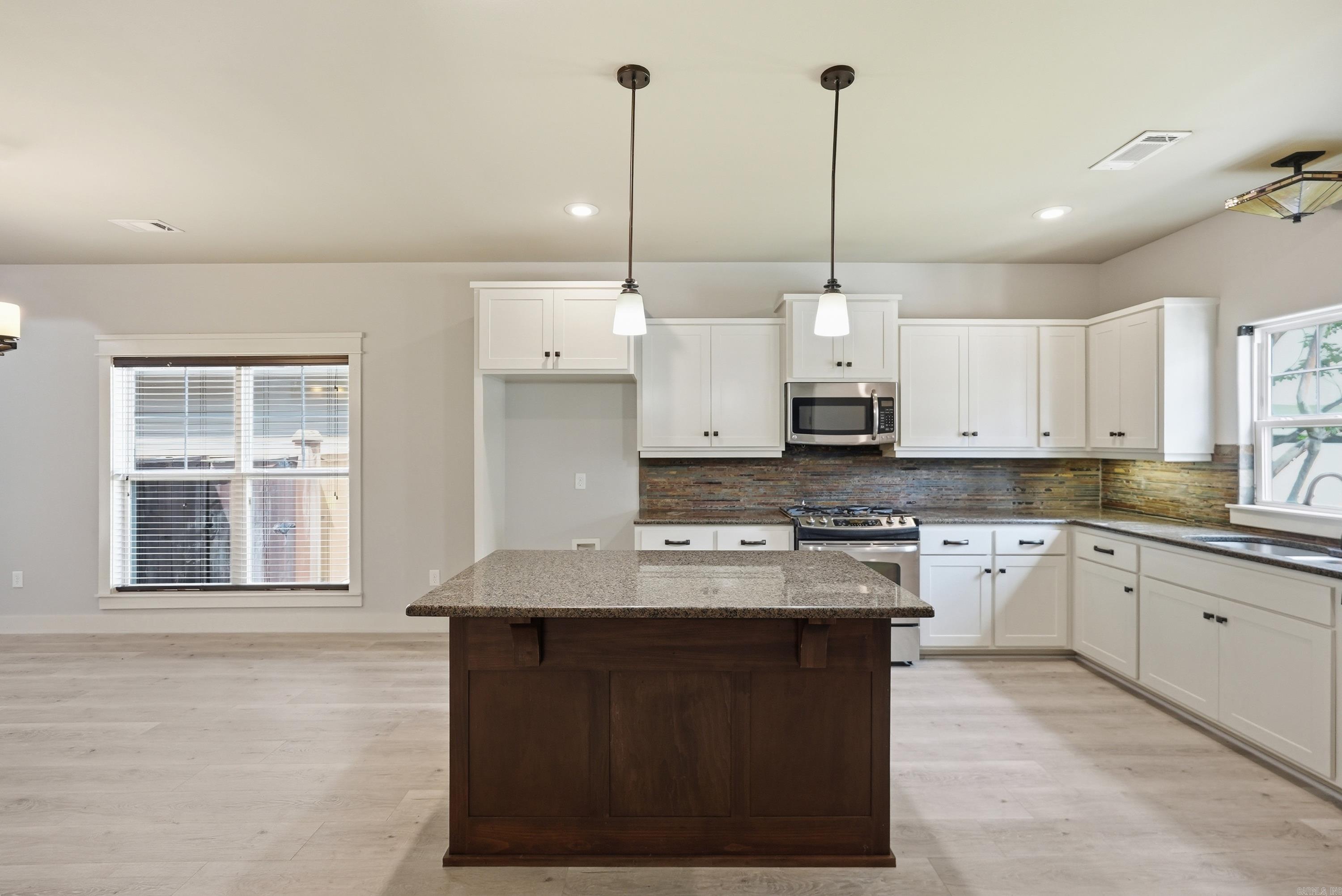 THE COVE - Residential