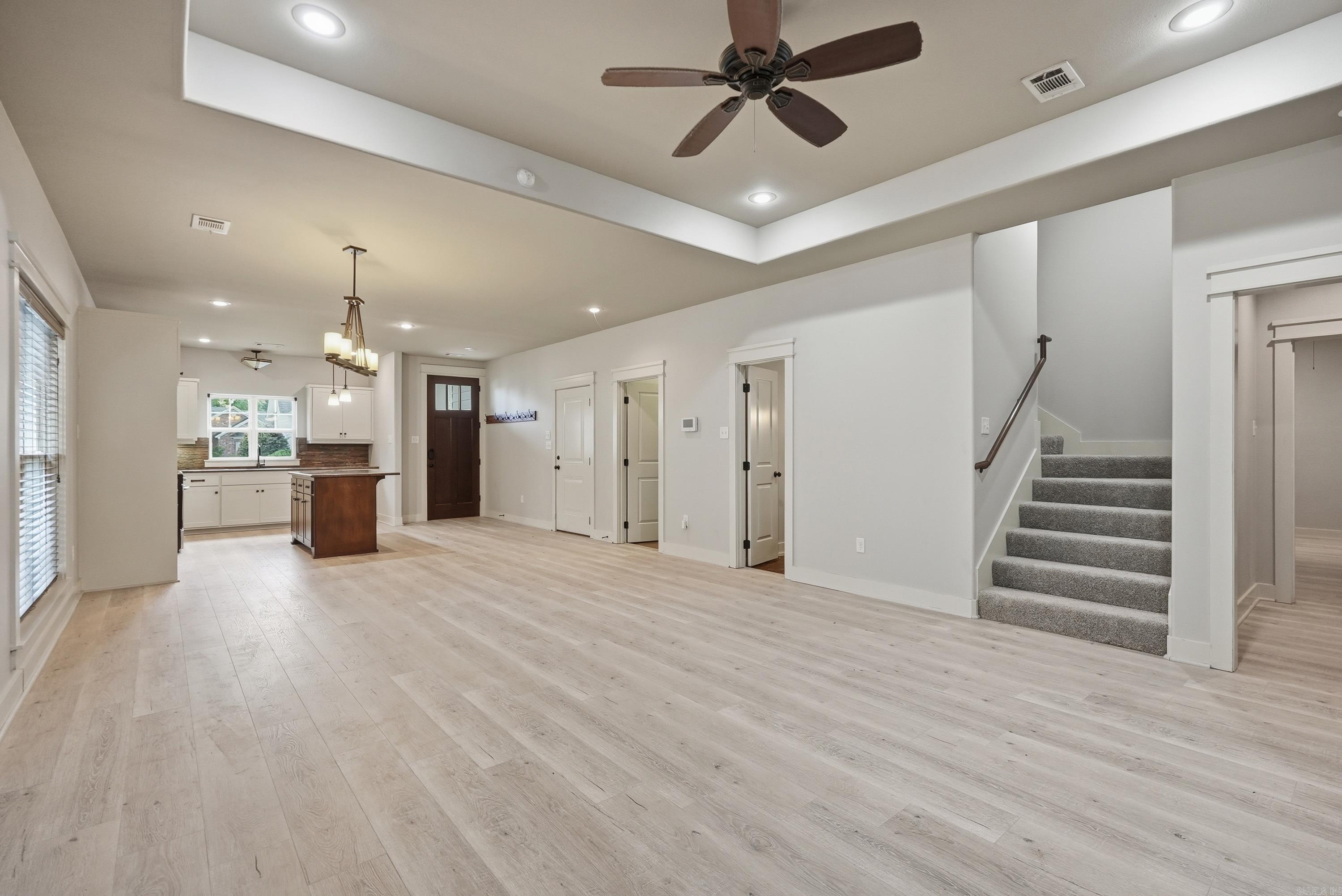THE COVE - Residential