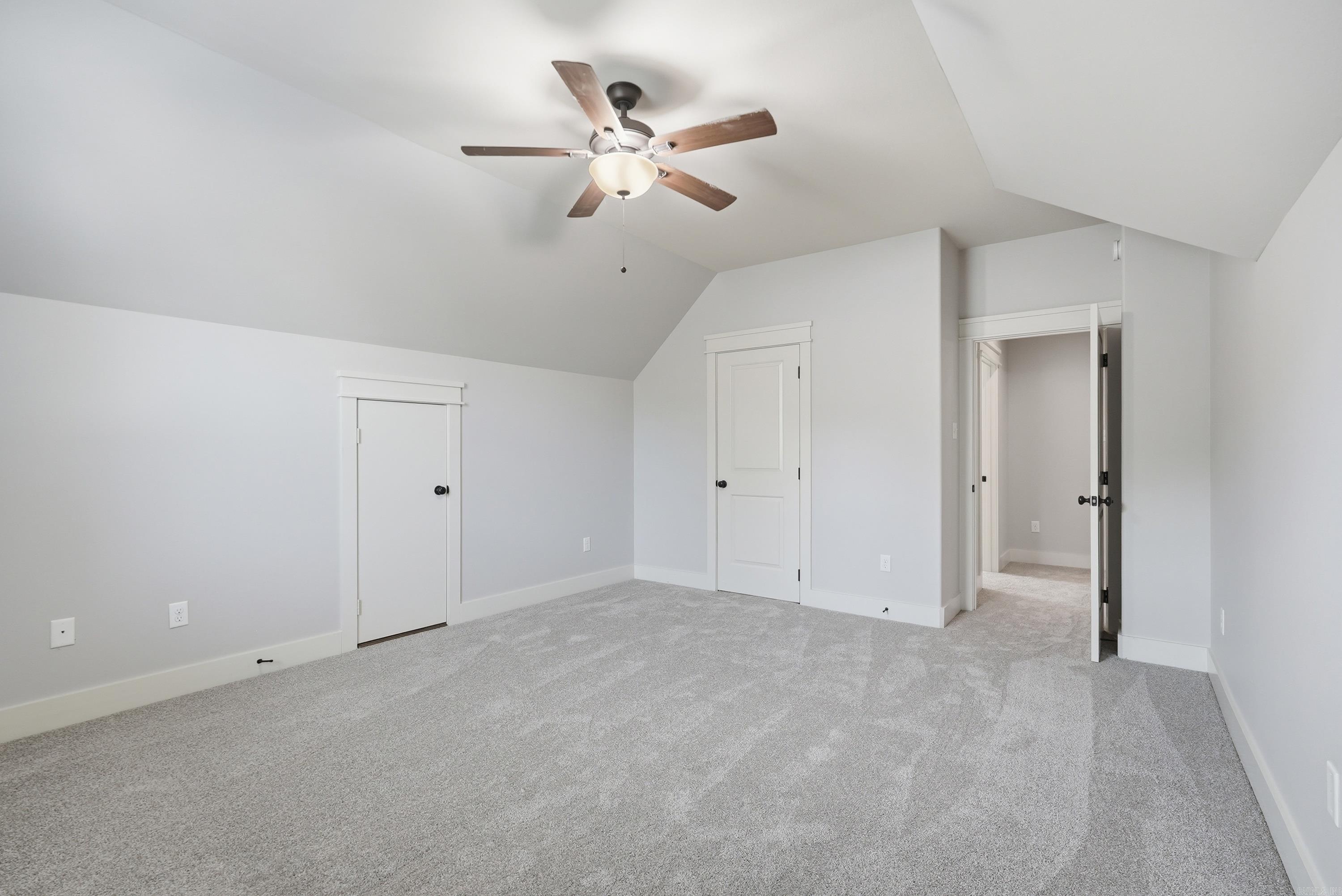 THE COVE - Residential